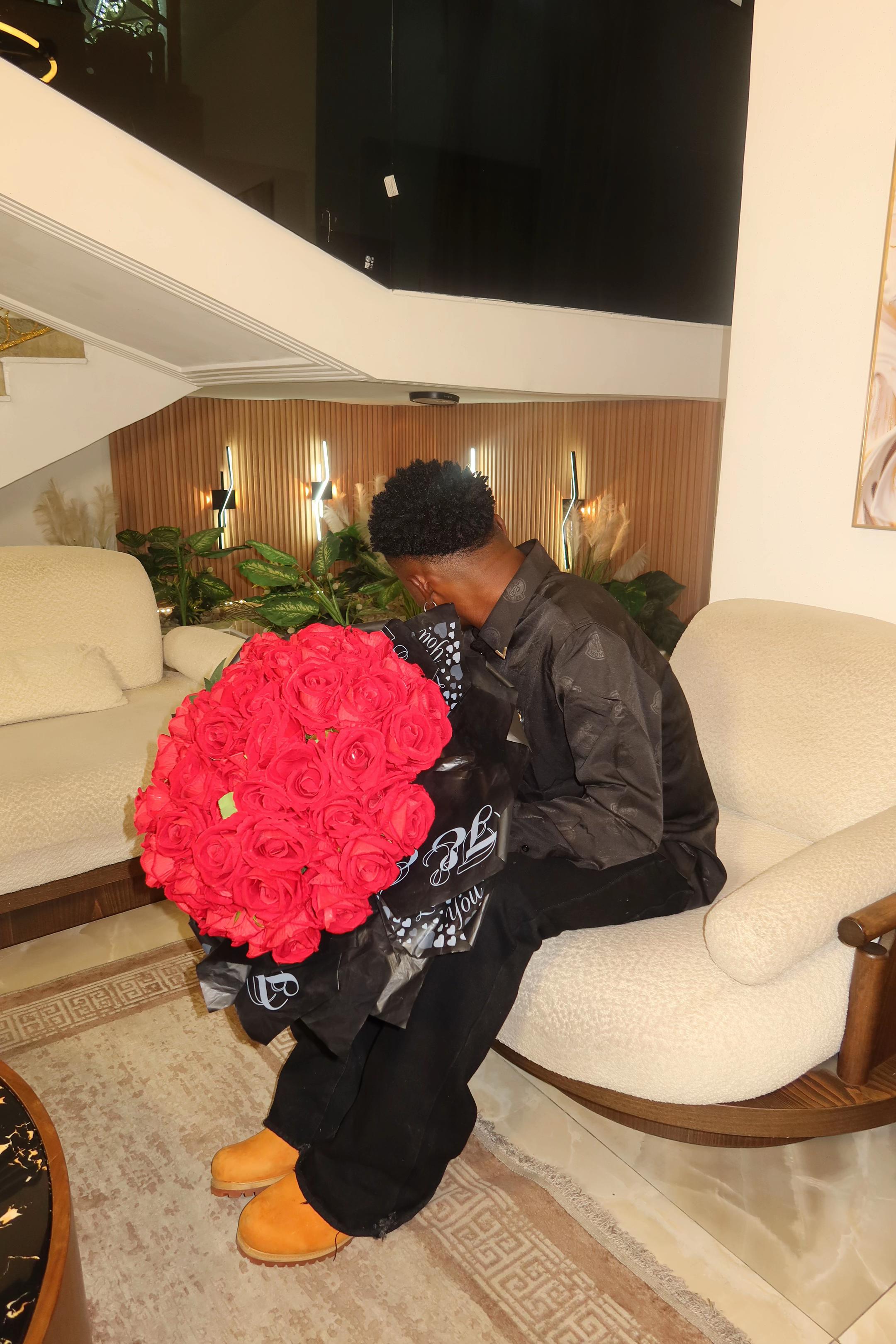 @Bobby Topboy🛍️👑🖤🇳🇬