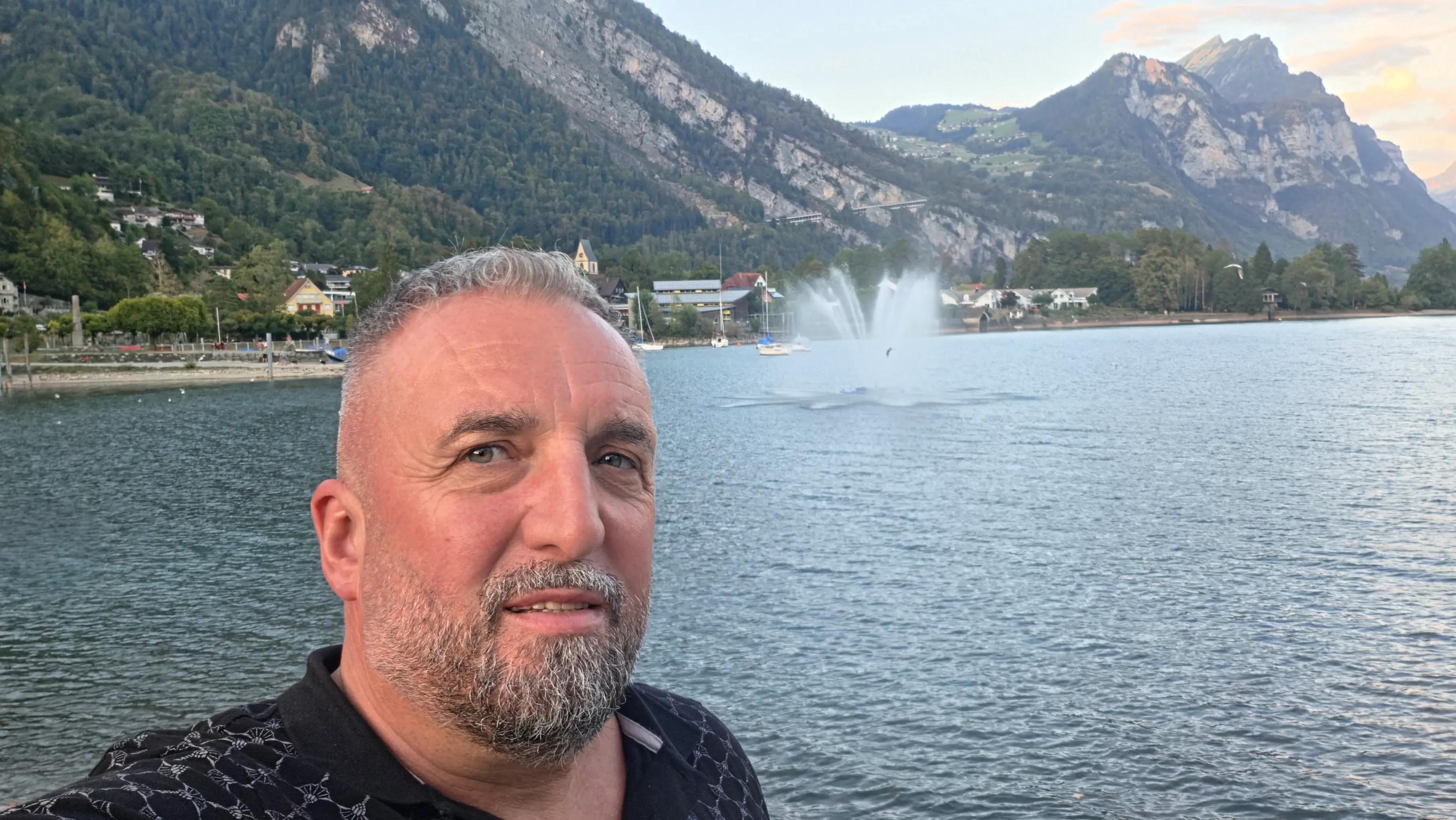 @🇽🇰"Shala"🇨🇭🐬 🍀 👐🇦🇱