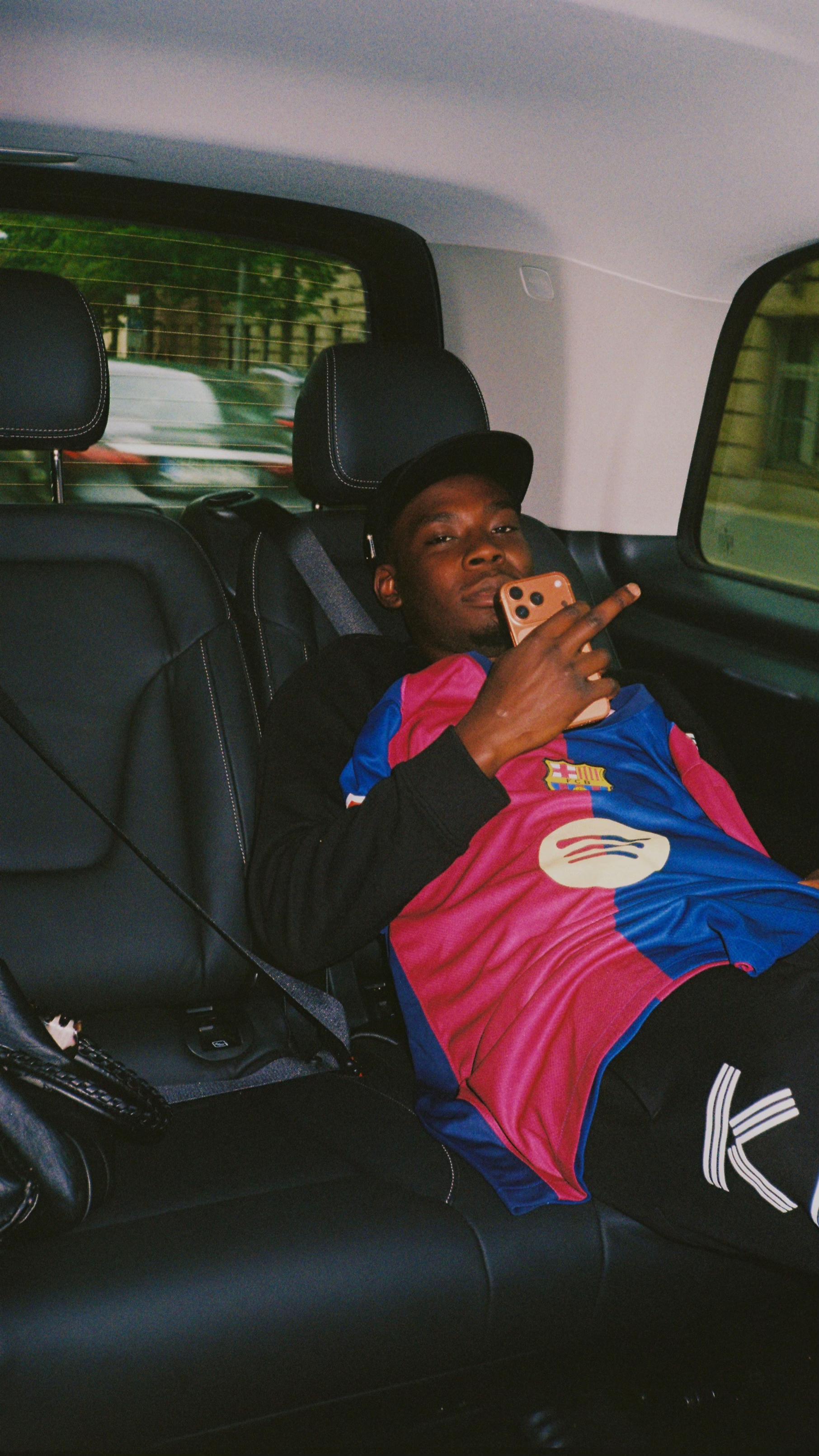 @THIZZYVOMBLOCK