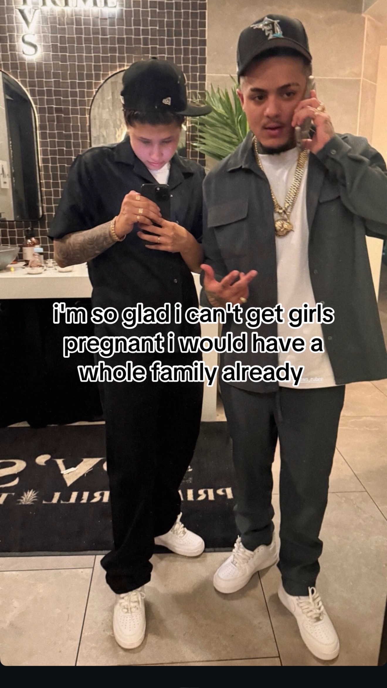 @doitlikealexis_