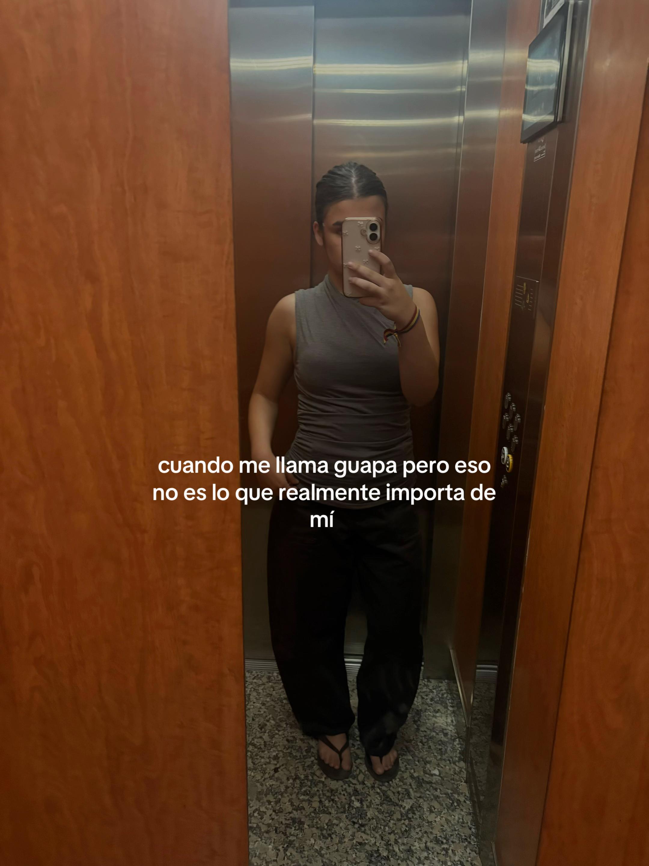 @candela fandi&ntilde;o?