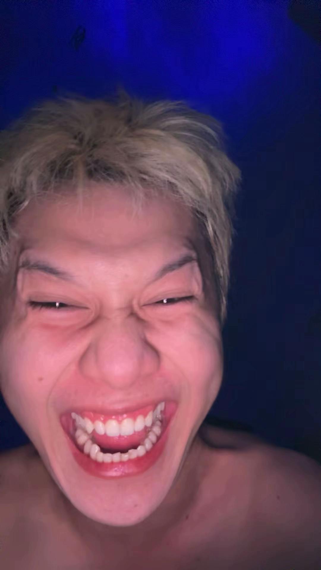 @Quàng Quanh