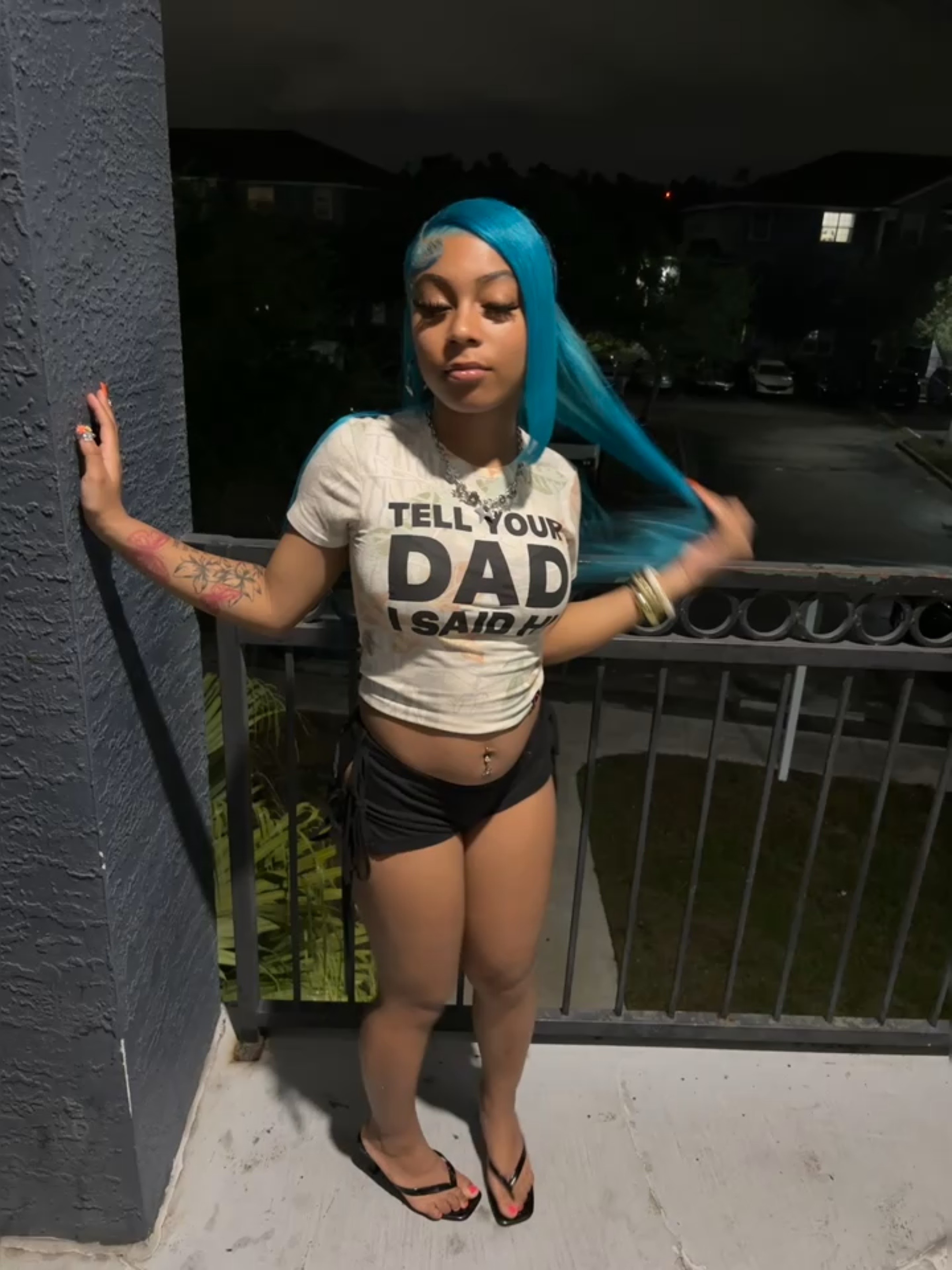 @2$exy