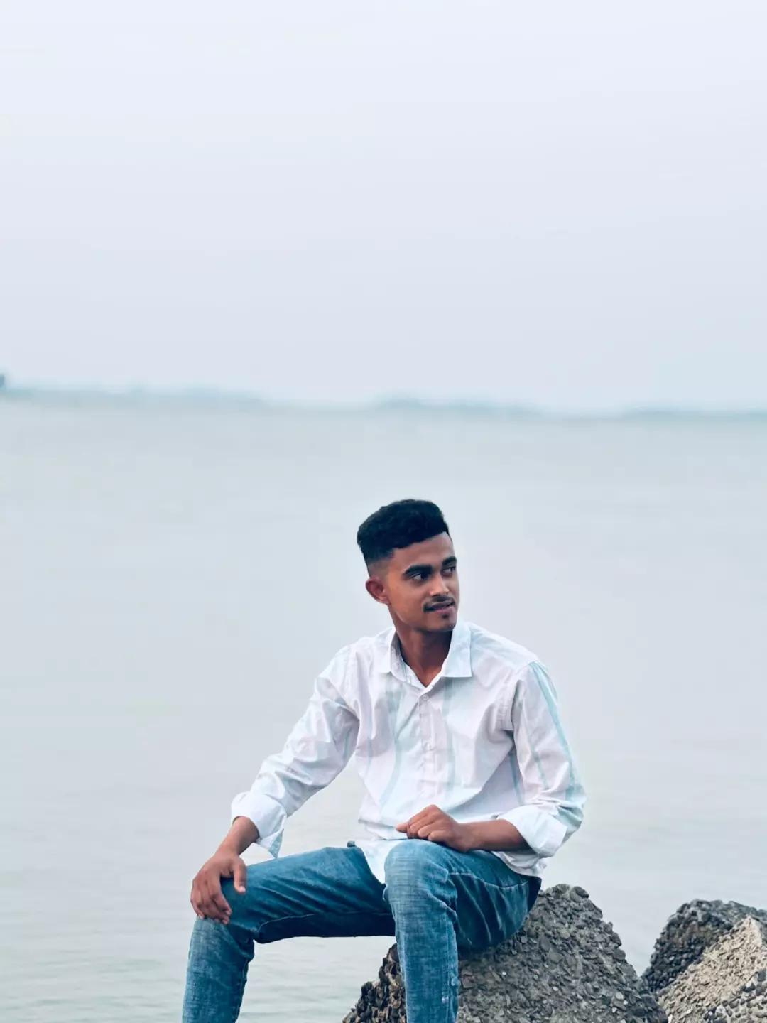 @ Ꮇᴜɴɴꫝ么Ᏼʜᴀɪ 