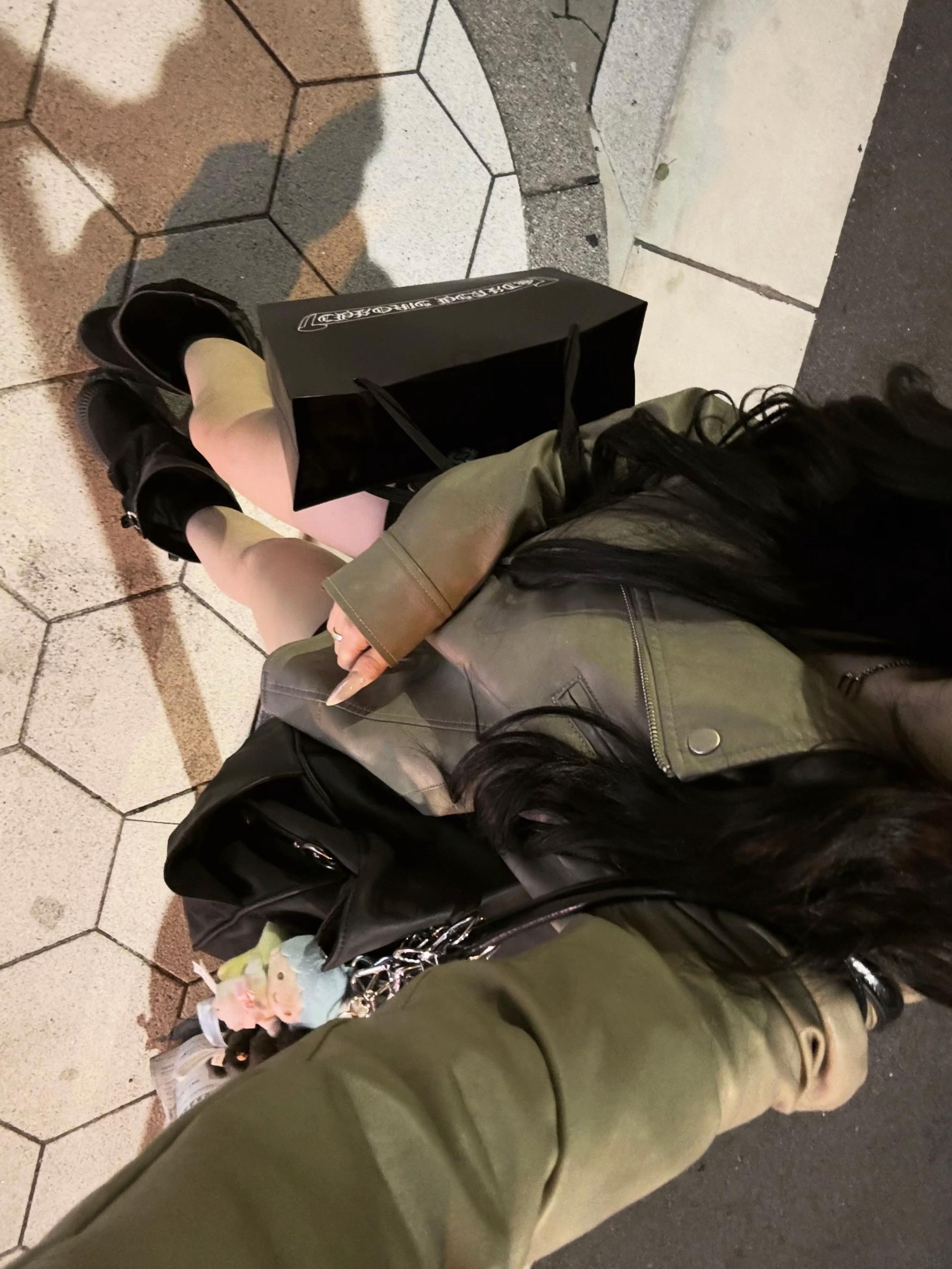 @リ コ