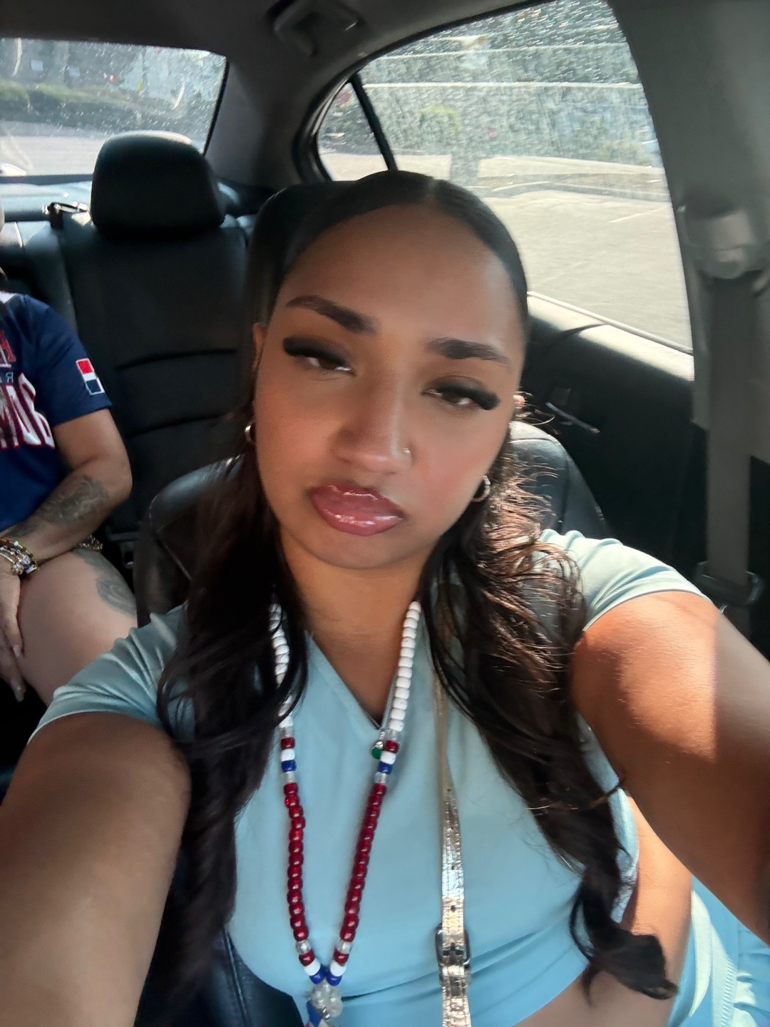 @DominiBrat