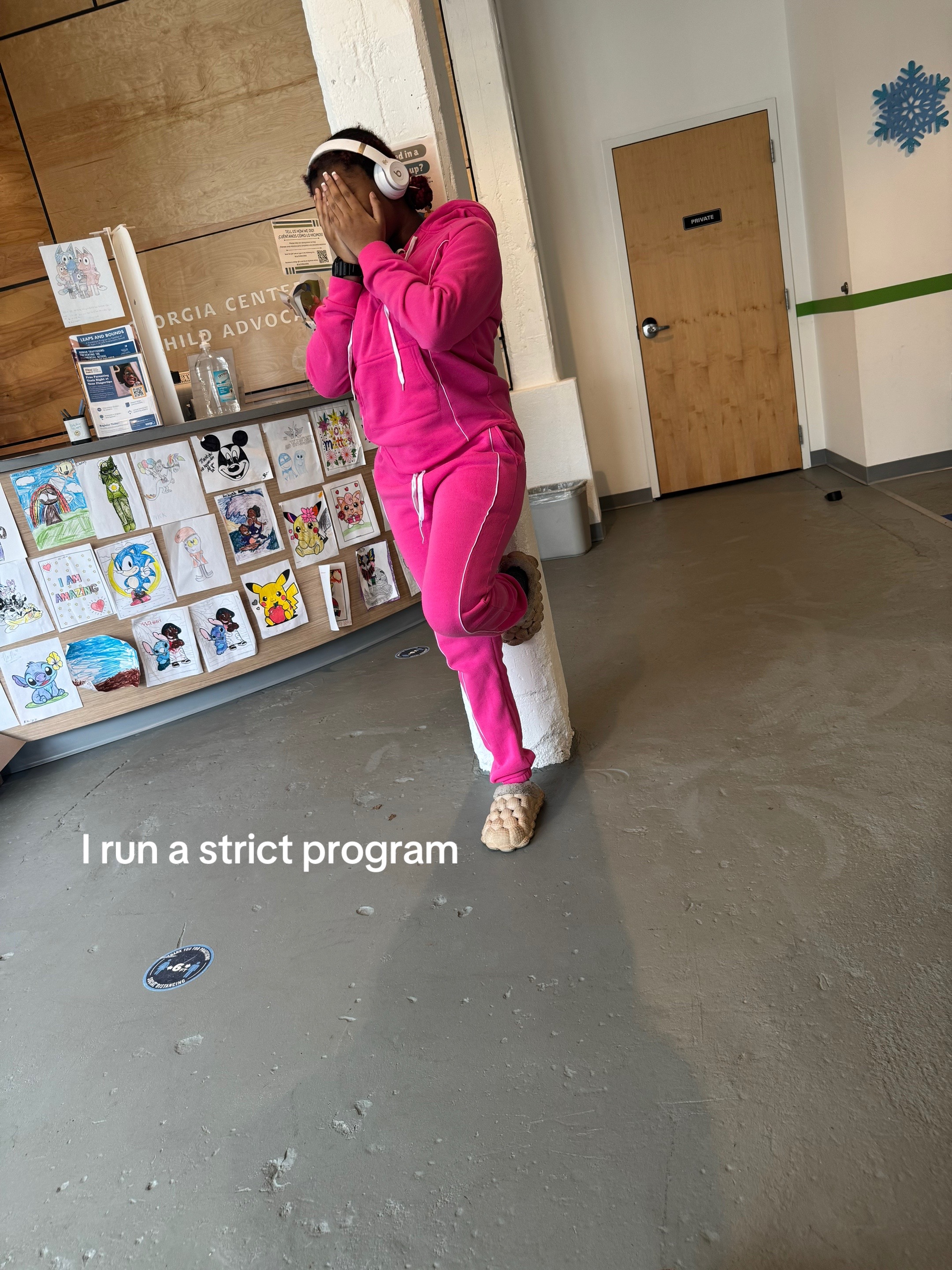 @🦄.