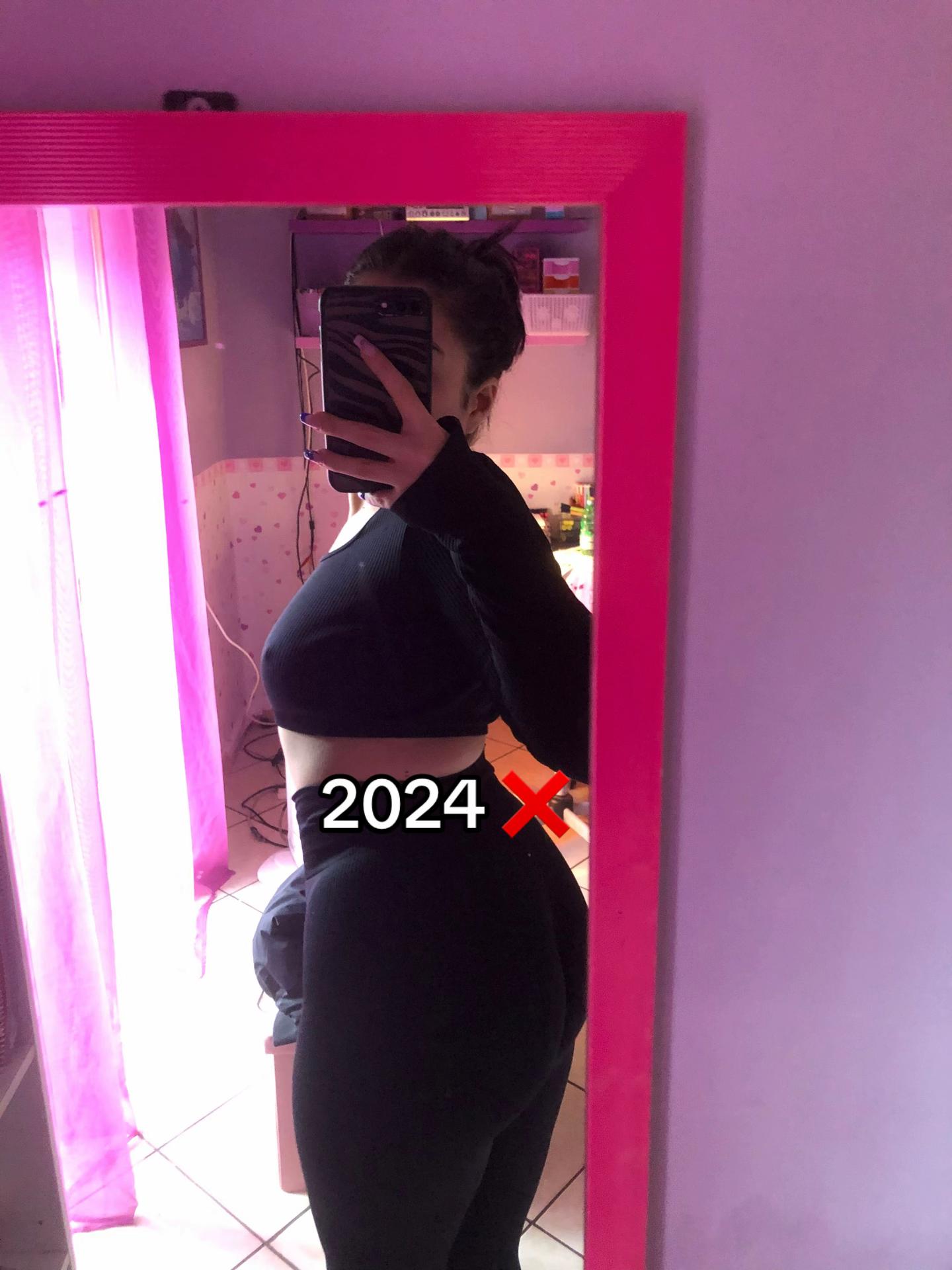 @Aboutmekc_