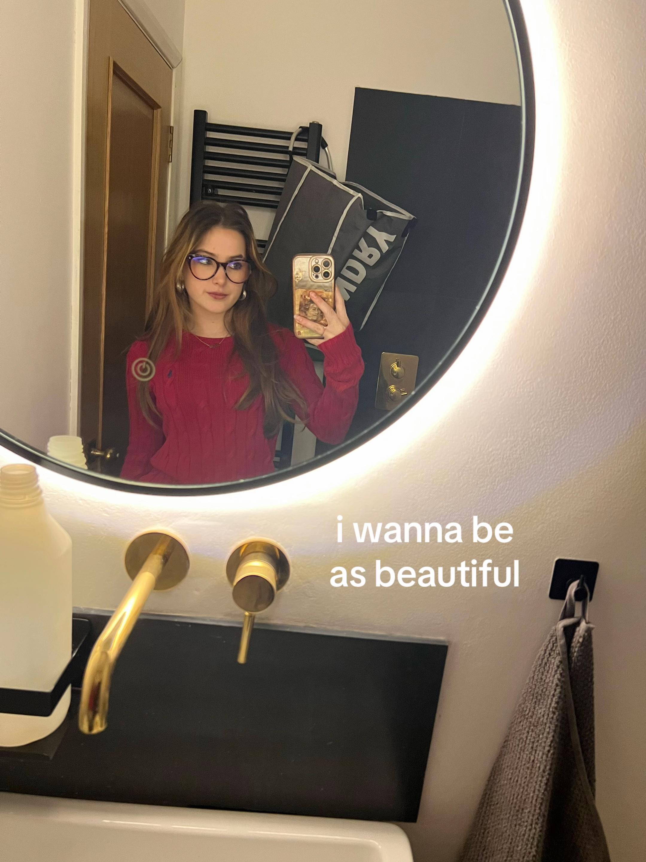 @FifiLaRouge