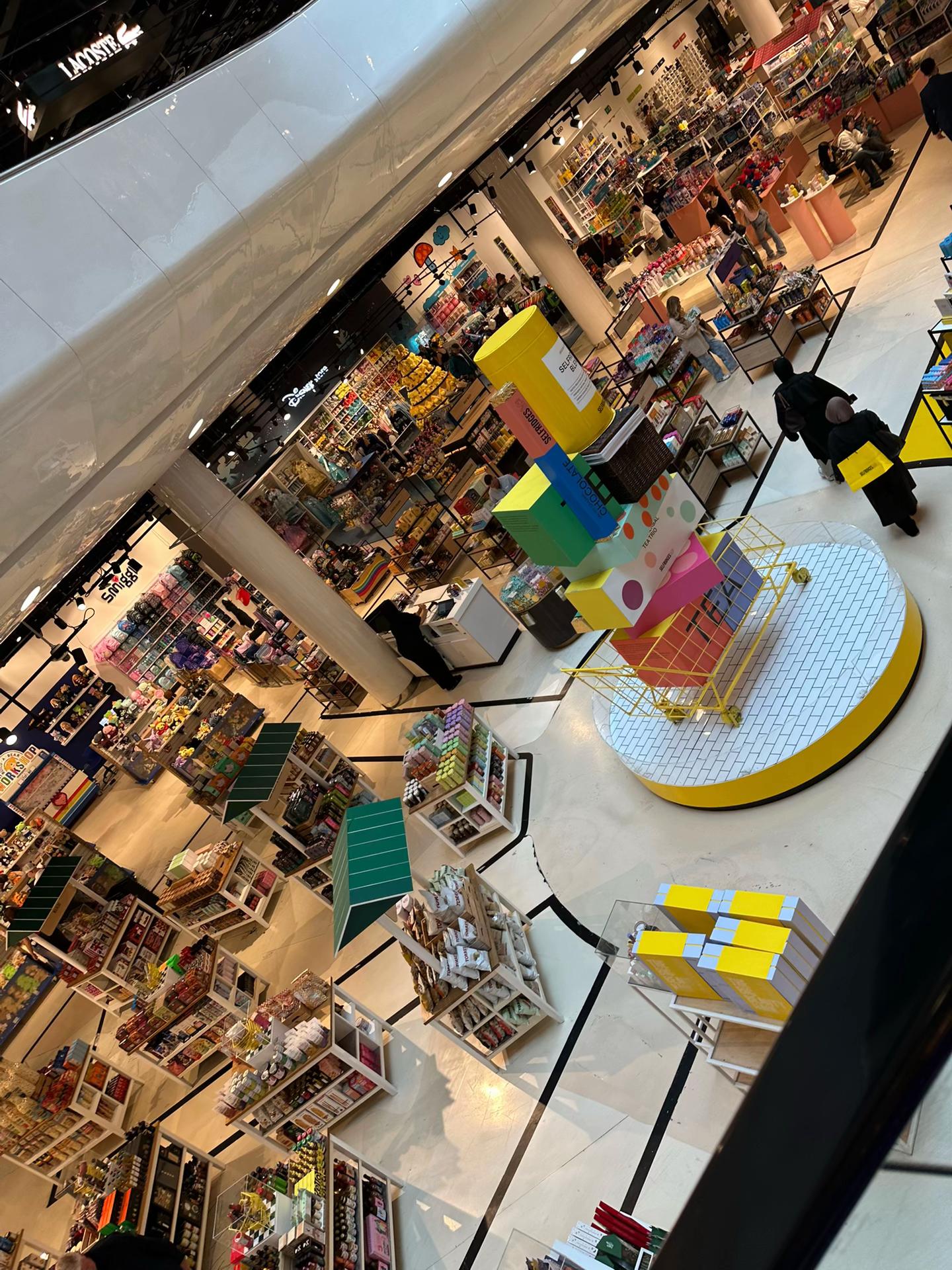 @ABIDAT🖤