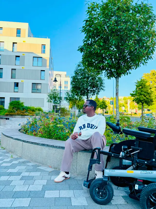 @Mahamed Haldoor🧑🦼➡️