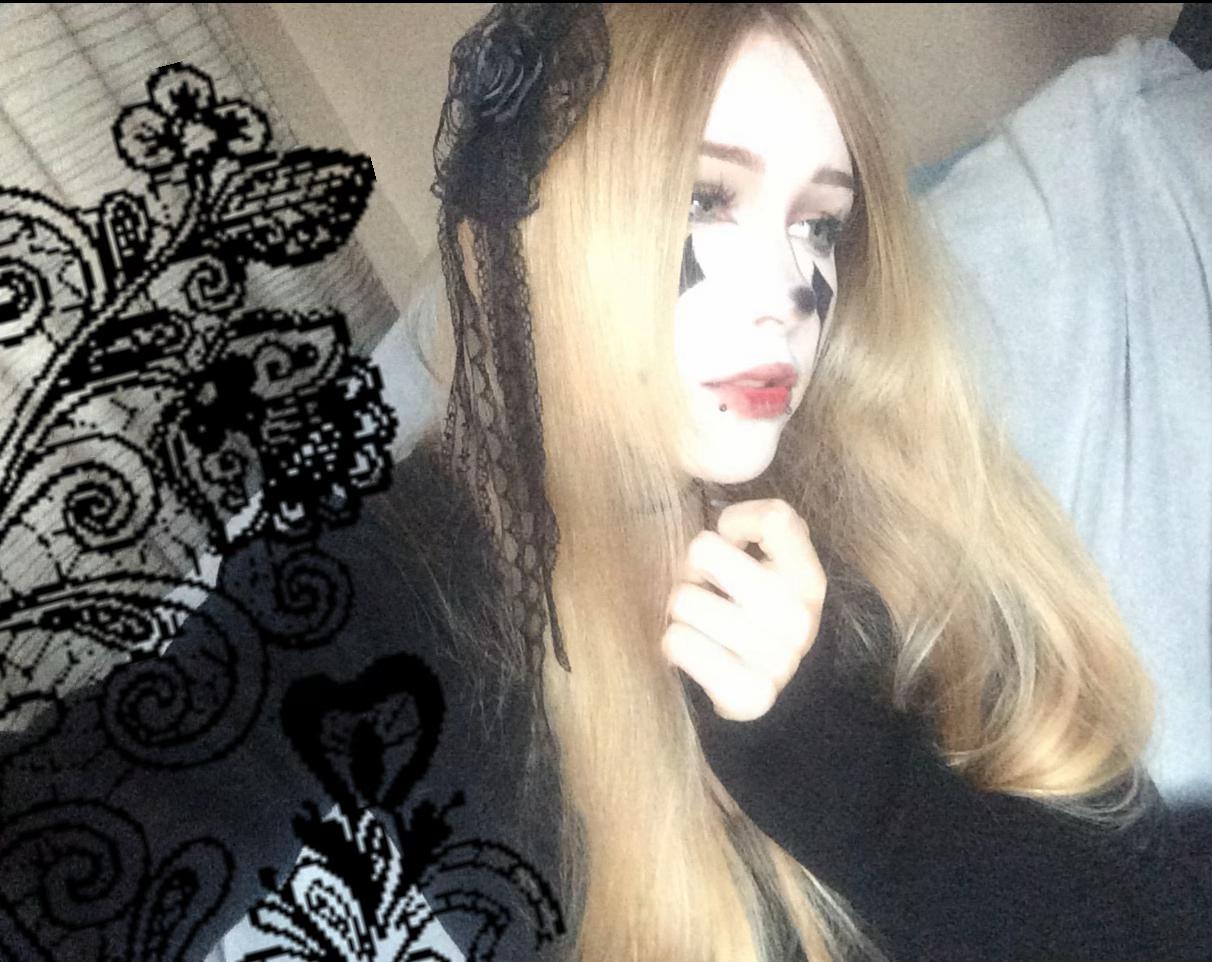 @addictedtoyoulikeadrug