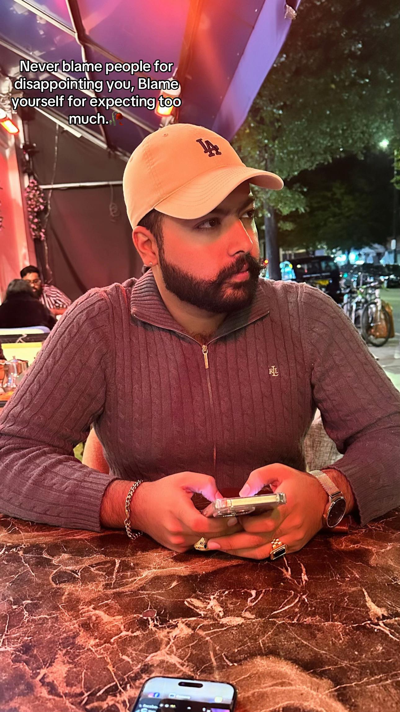 @Haji Moon Gujjar👑