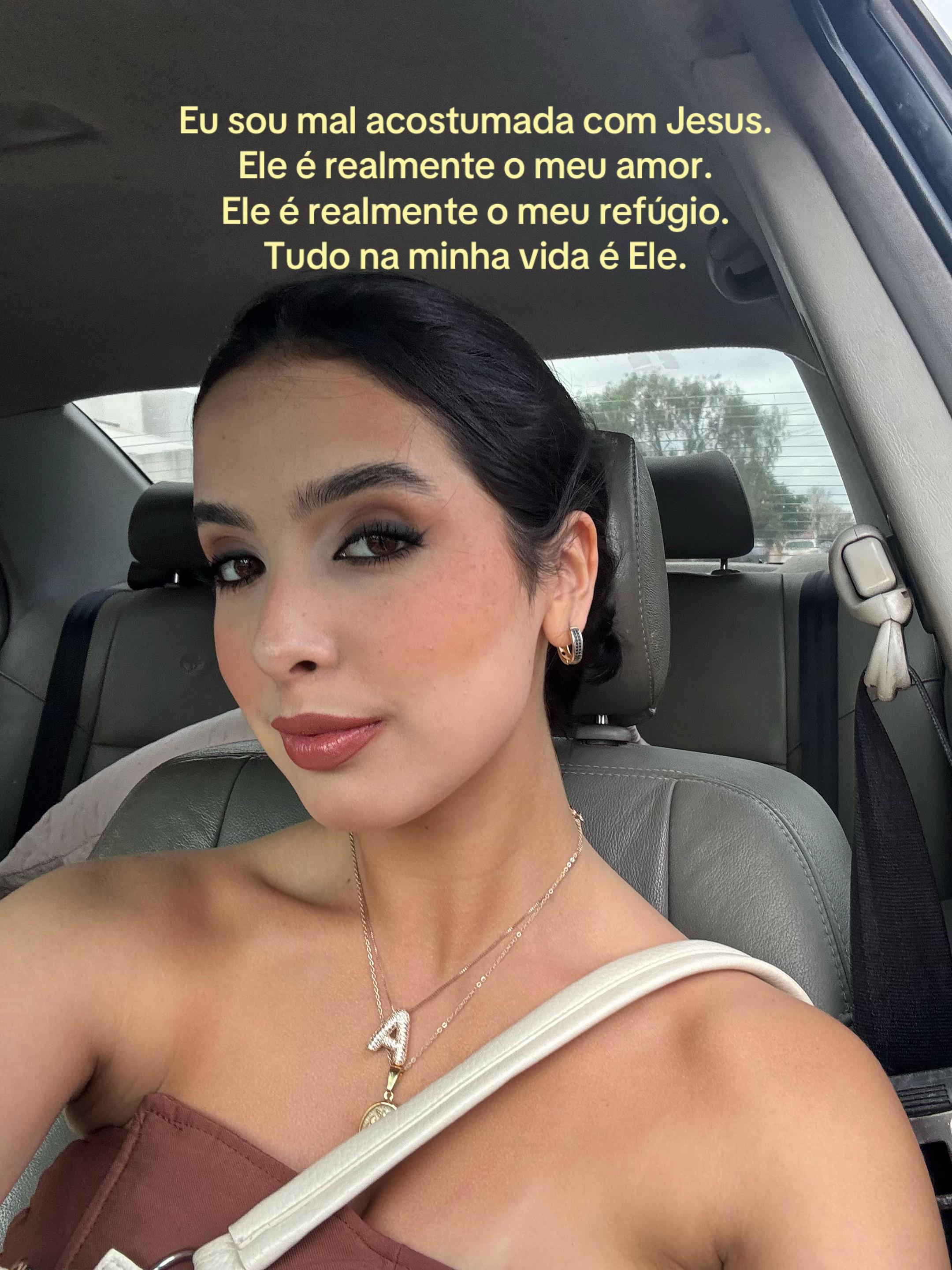 @Amanda Eloiza🇻🇦