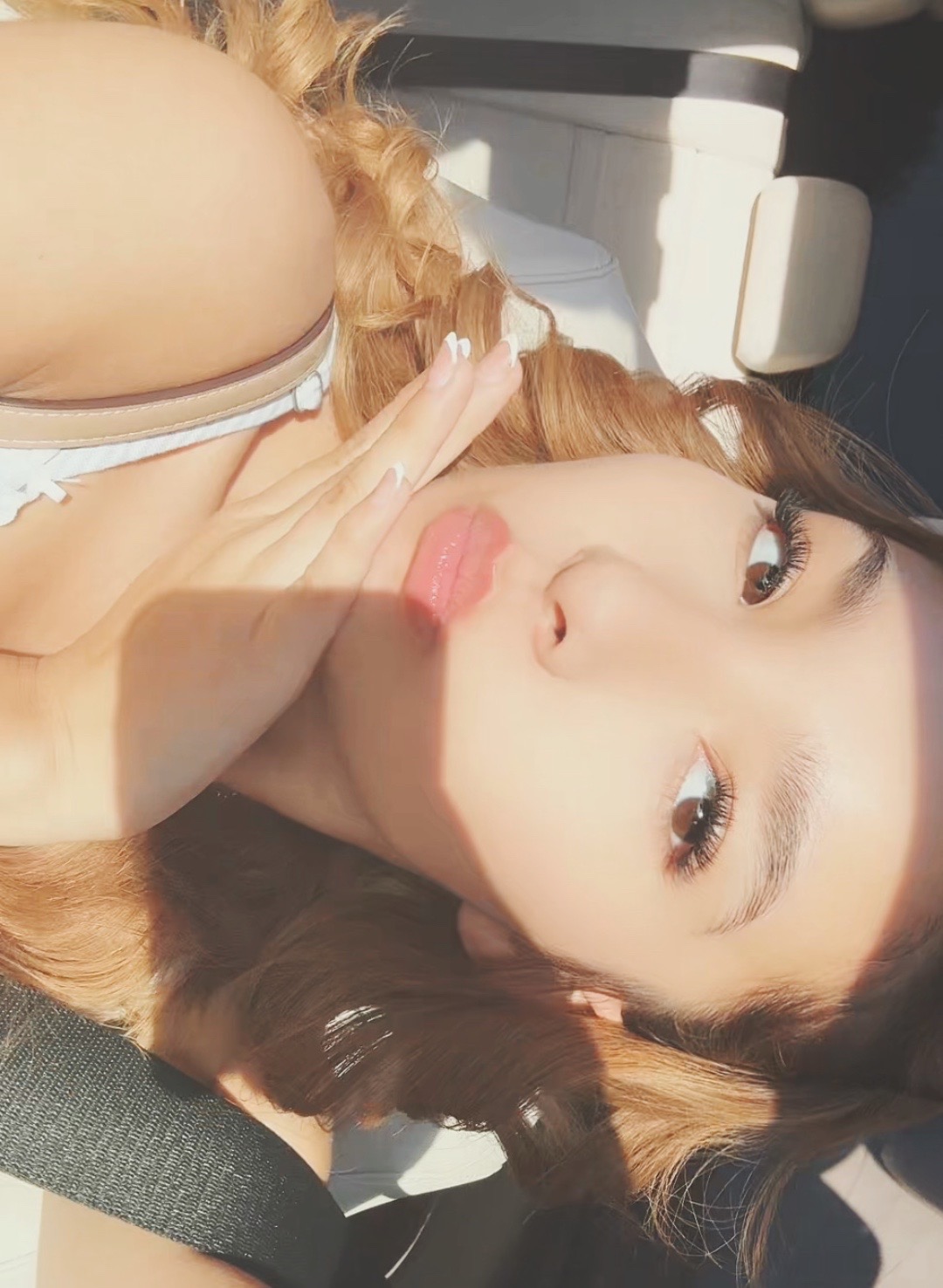 @𝒦𝒶𝓎𝓁𝒾𝓃𝜗𝜚