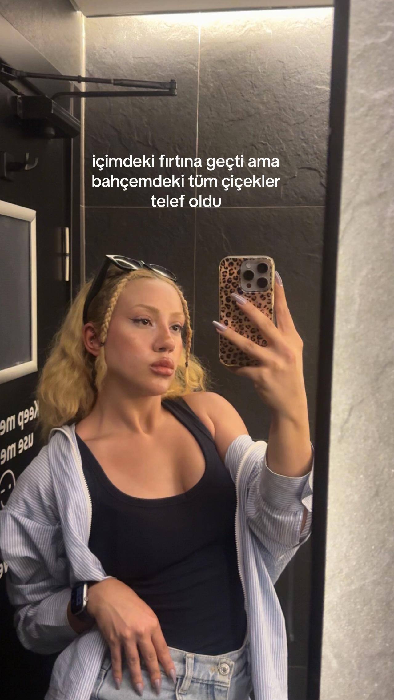 @Aleyy✨