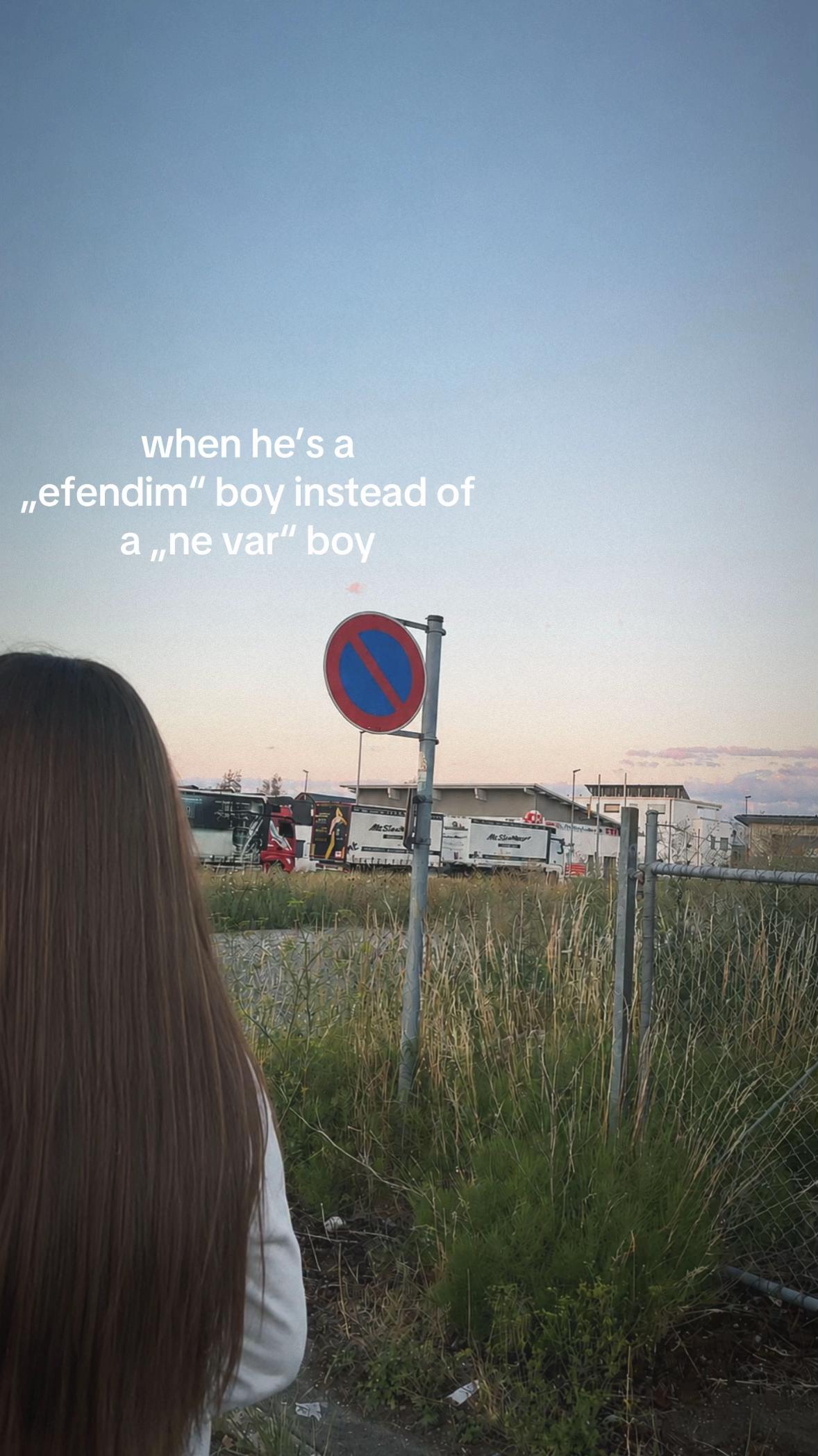 @❦