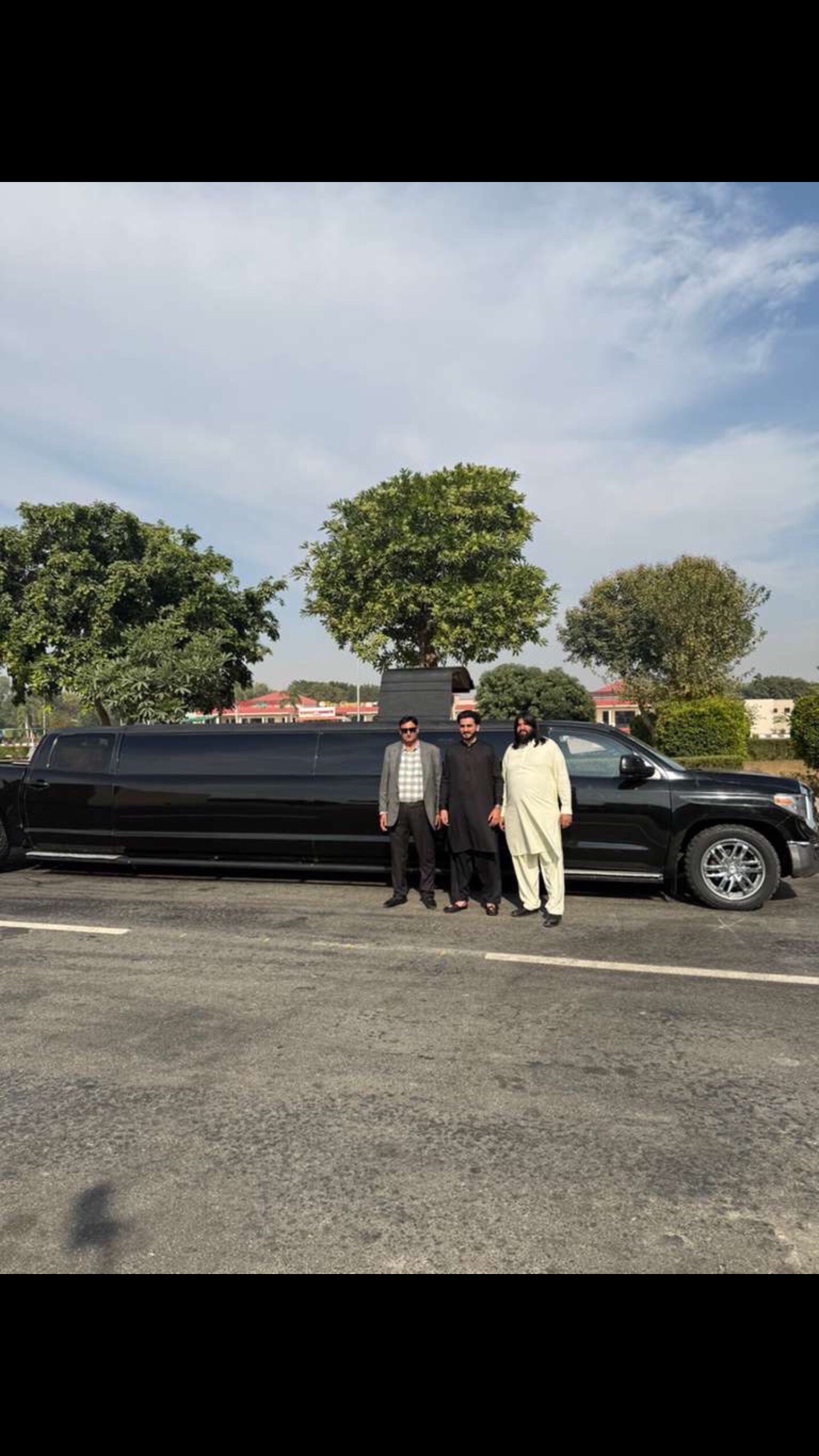 @Tanveer gujjar