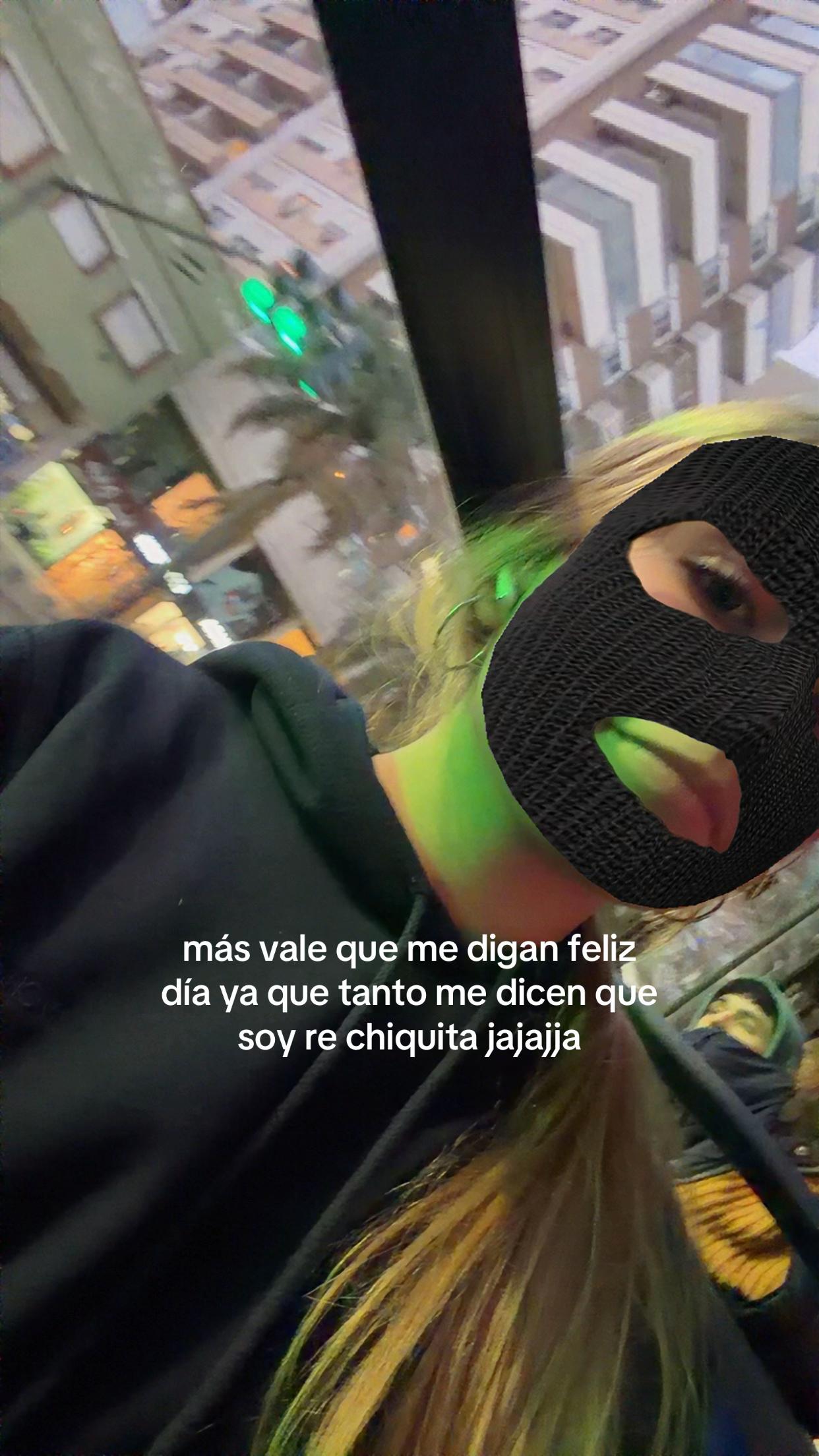 @rubia hueca