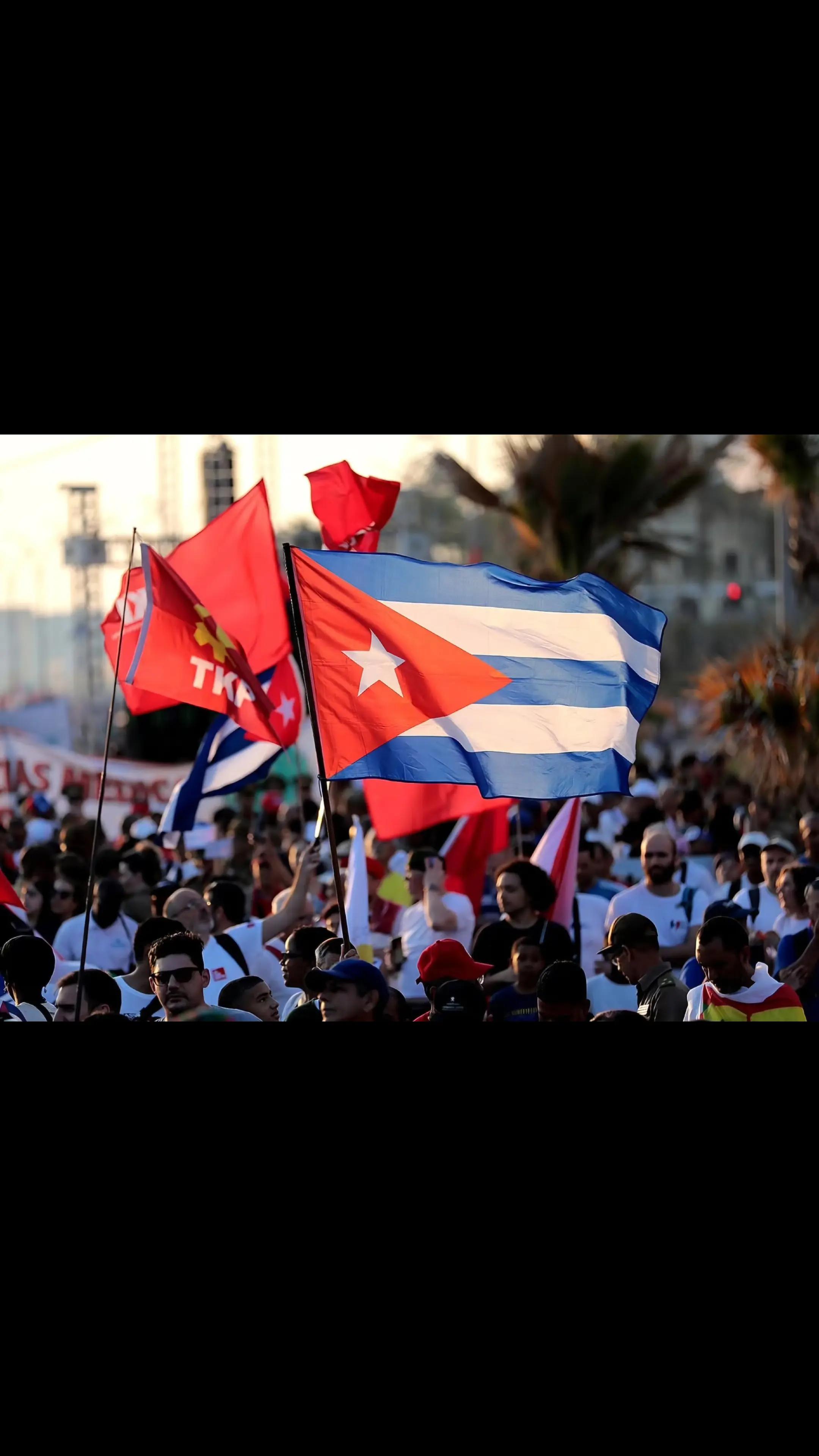 @Mambisa🌻🇨🇺