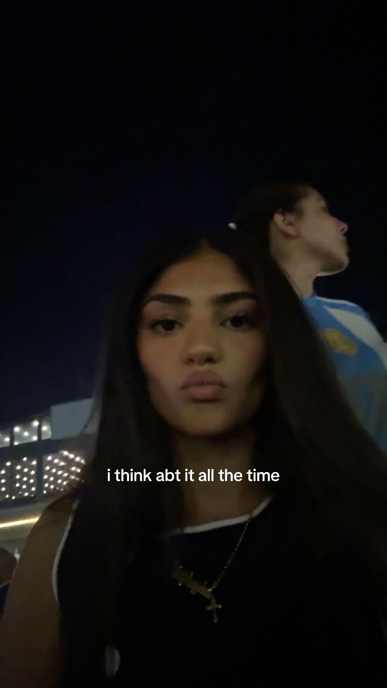 @a n g e l i n a