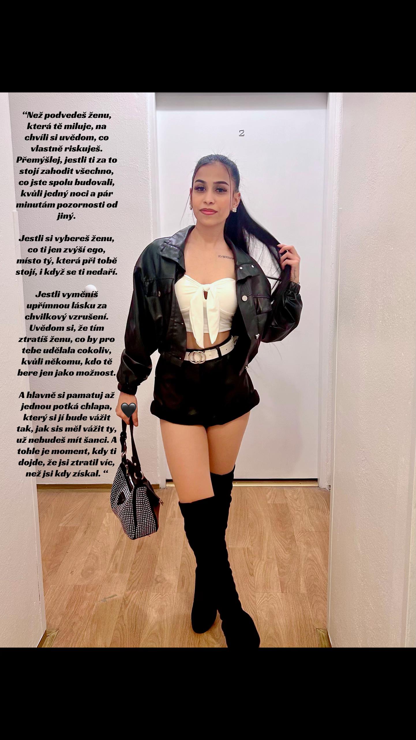 @👑𝐒𝐢𝐦𝐨𝐧𝐤𝐚👑