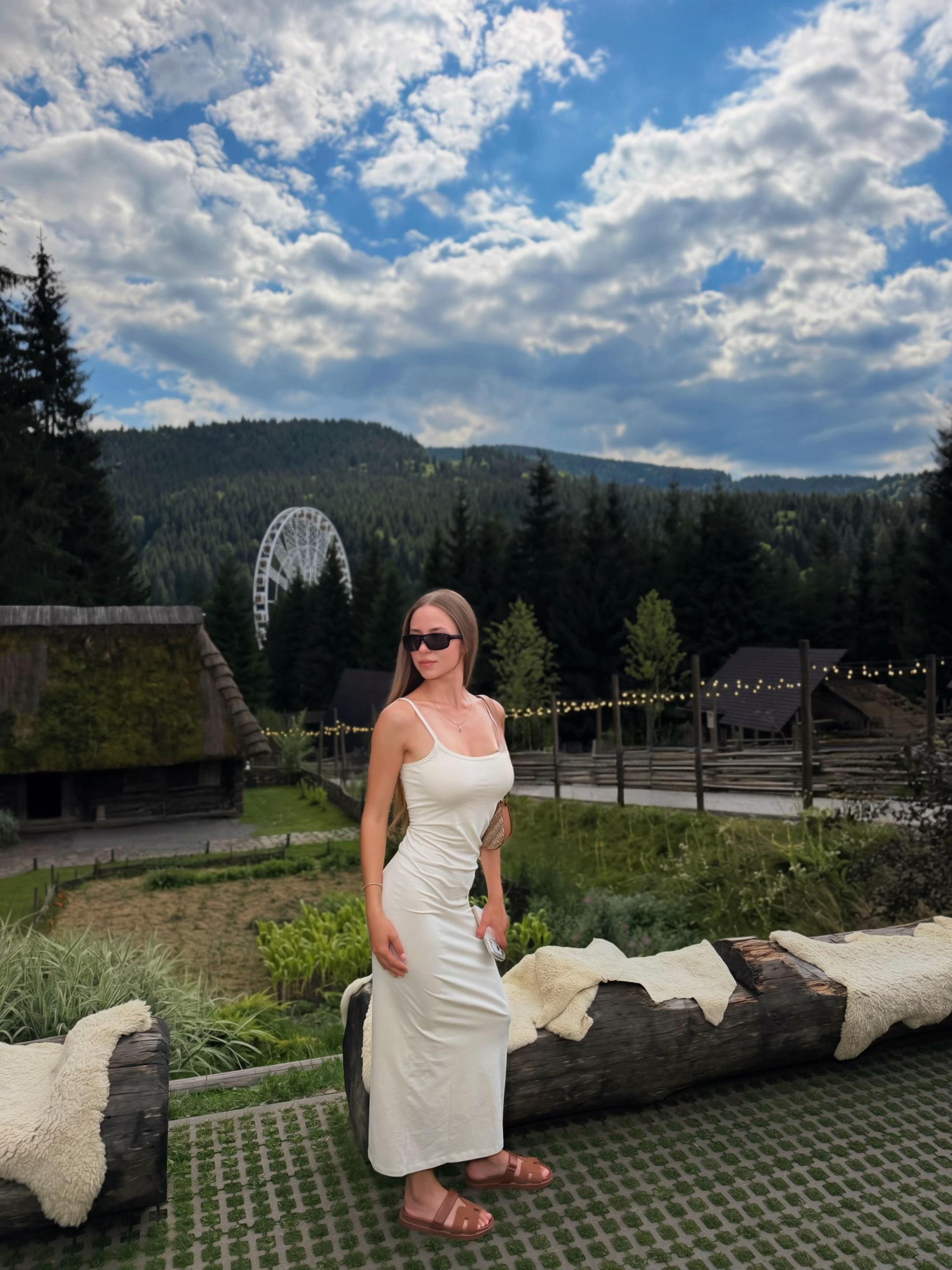 @Оленка