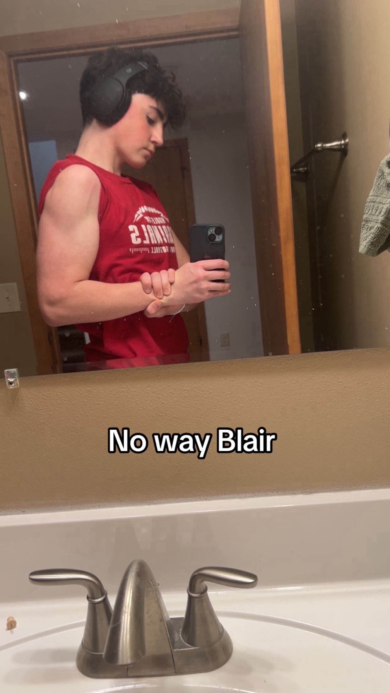 @𝔐𝔞𝔵