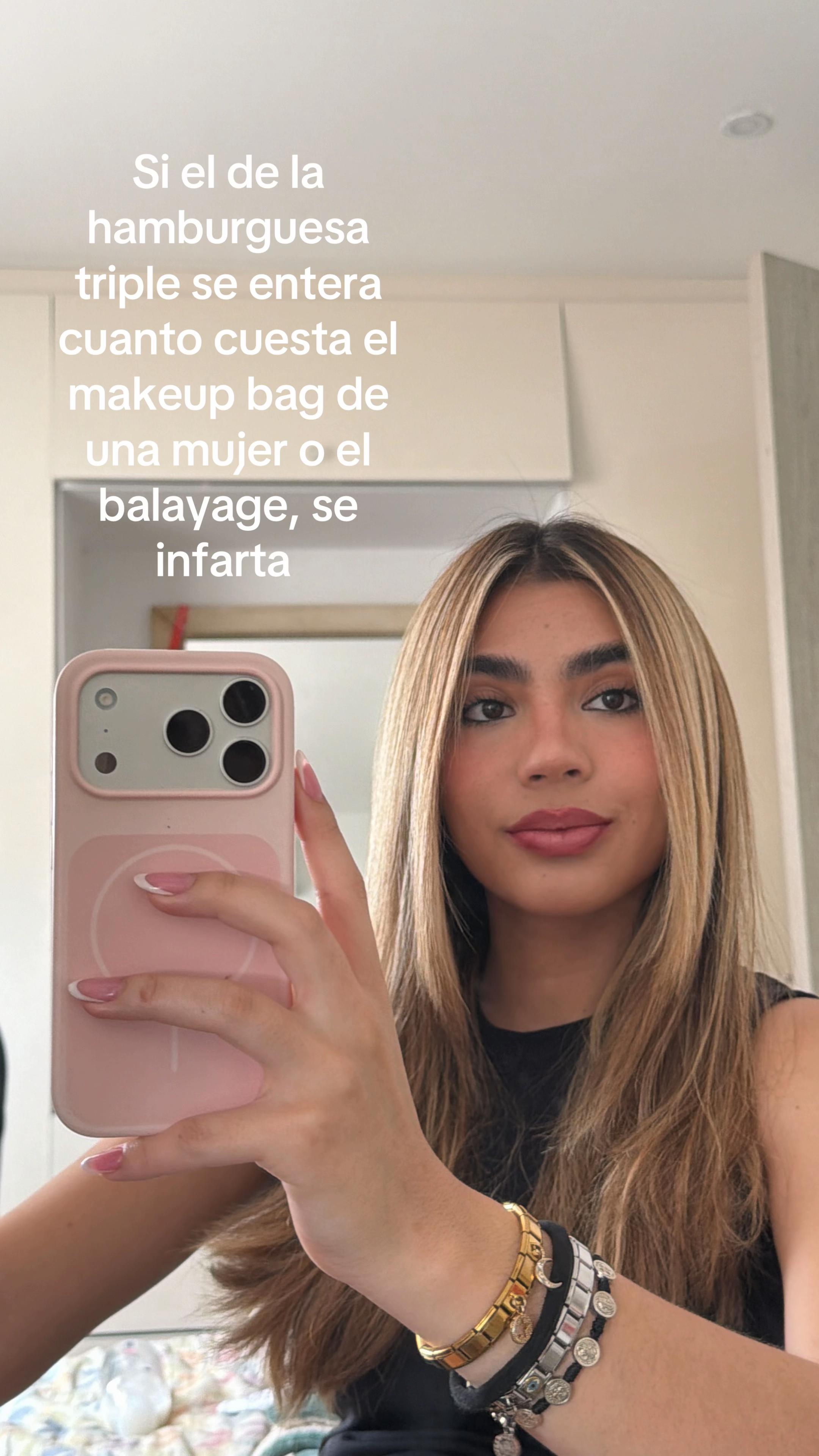 @Camila