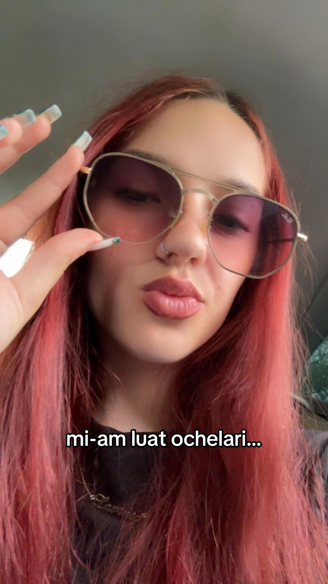 @𝐿𝒶𝓋𝒾🐍