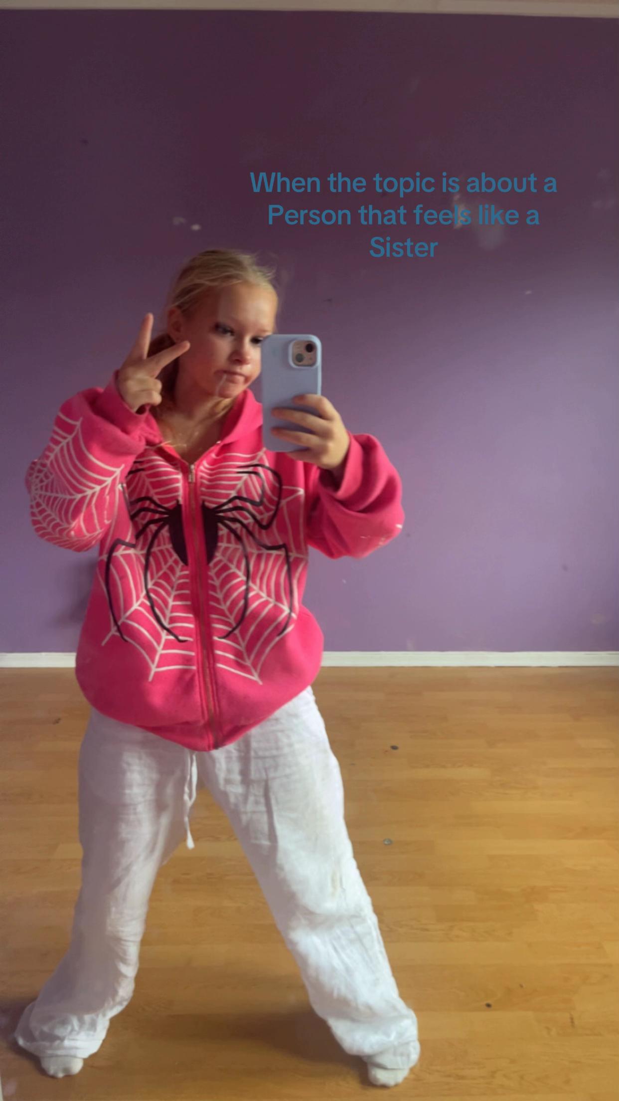@Felicia