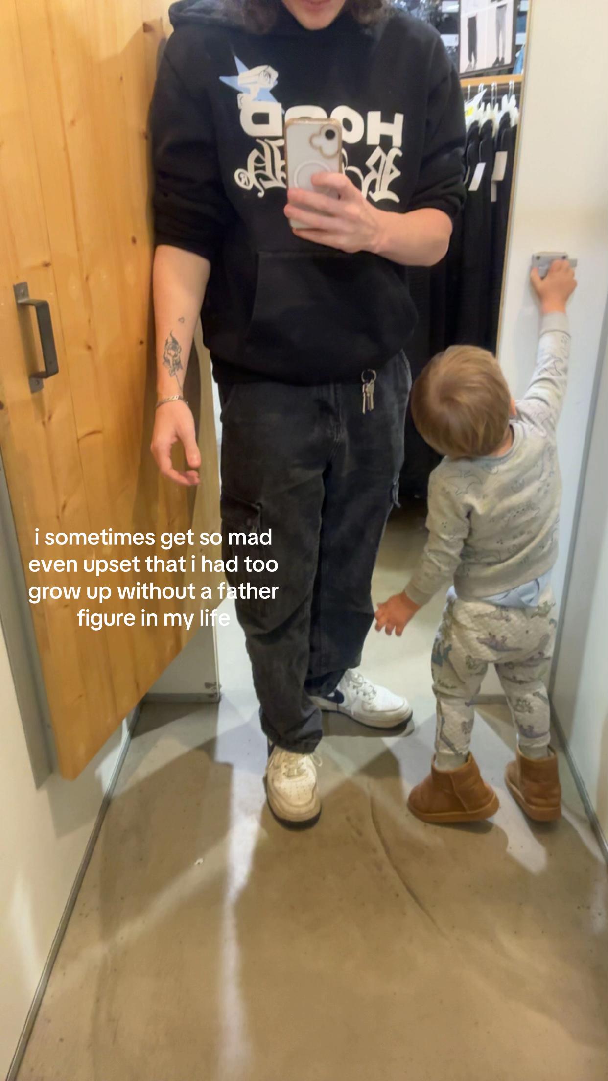 @️