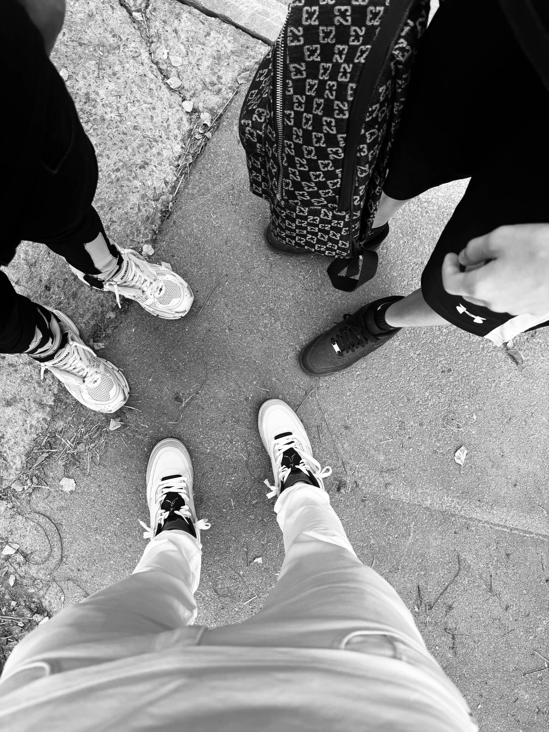 @Vetronix🎭