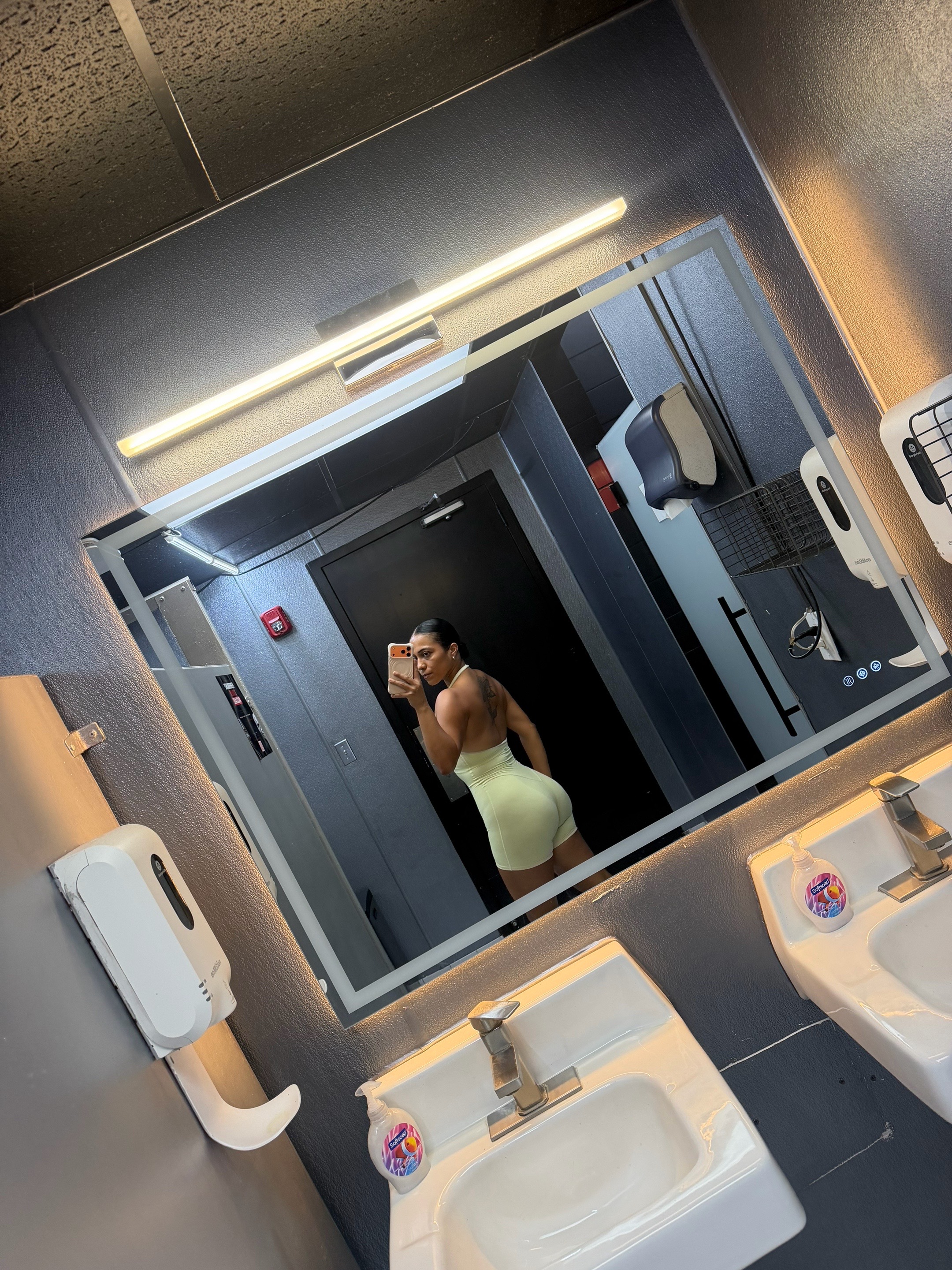 @Gabriela🤍