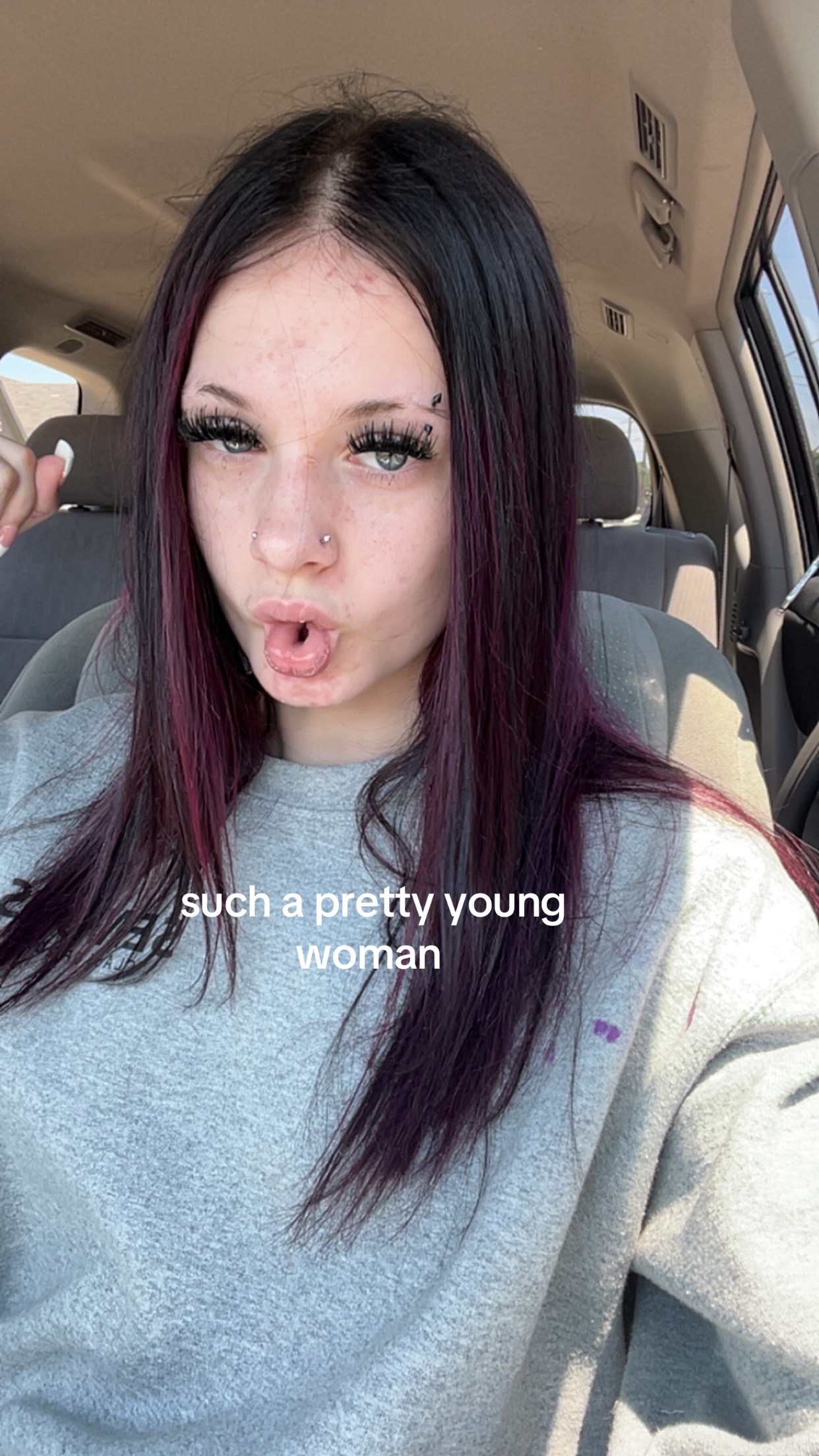@mari.