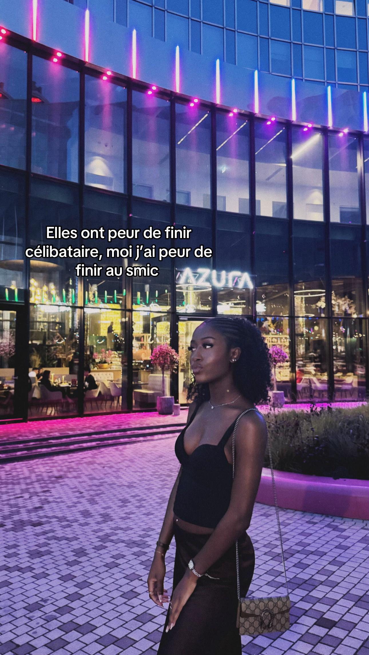 @𝐿𝑖𝑙𝑖𝑎