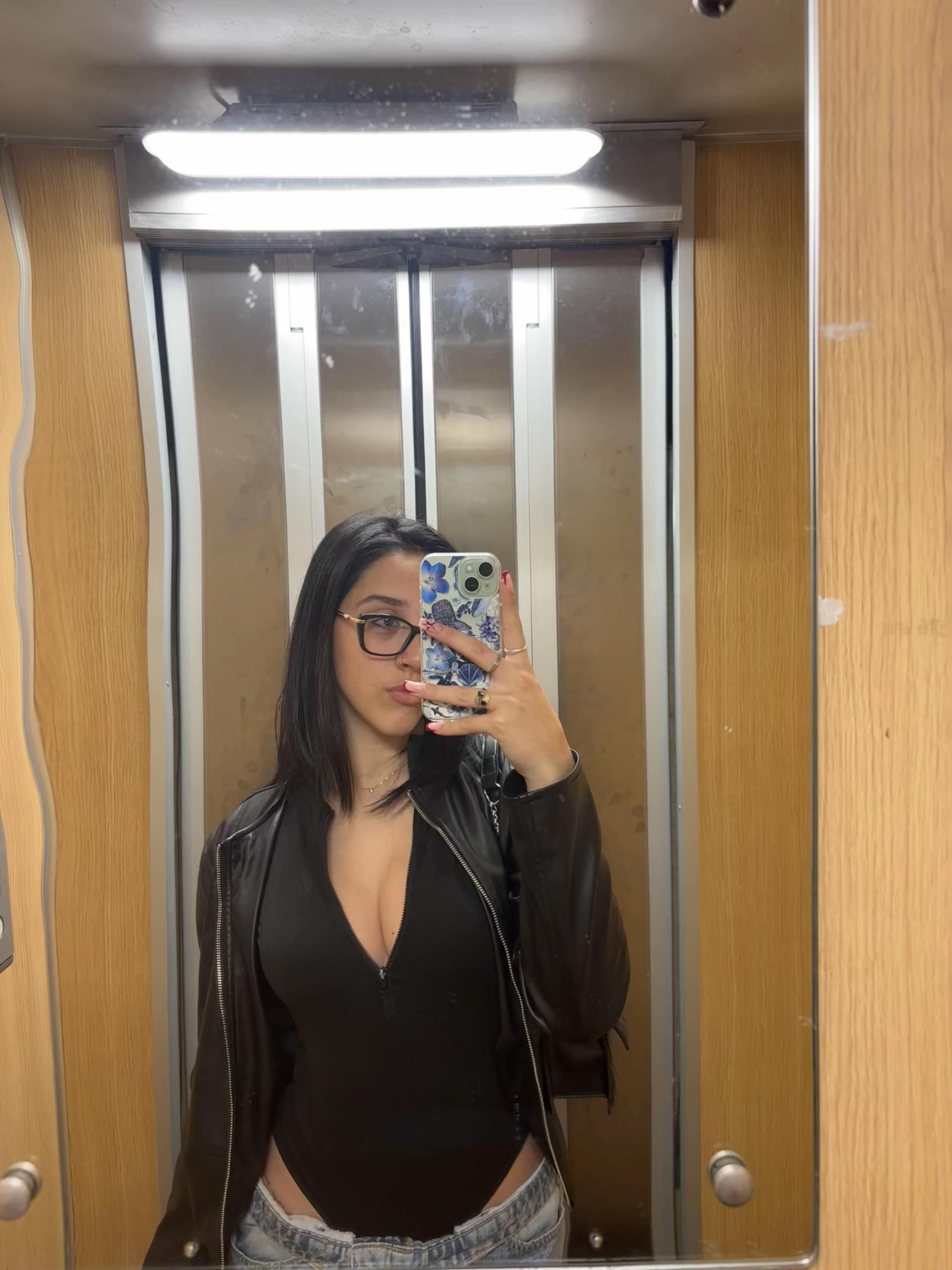 @nikki🤭