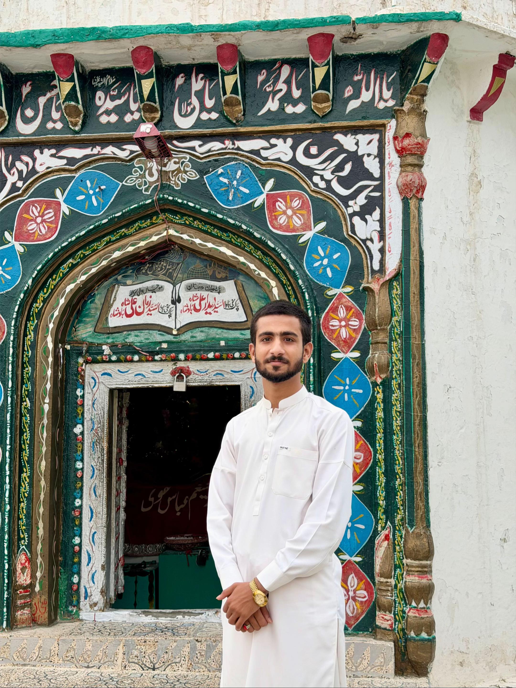 @Laal Badshah