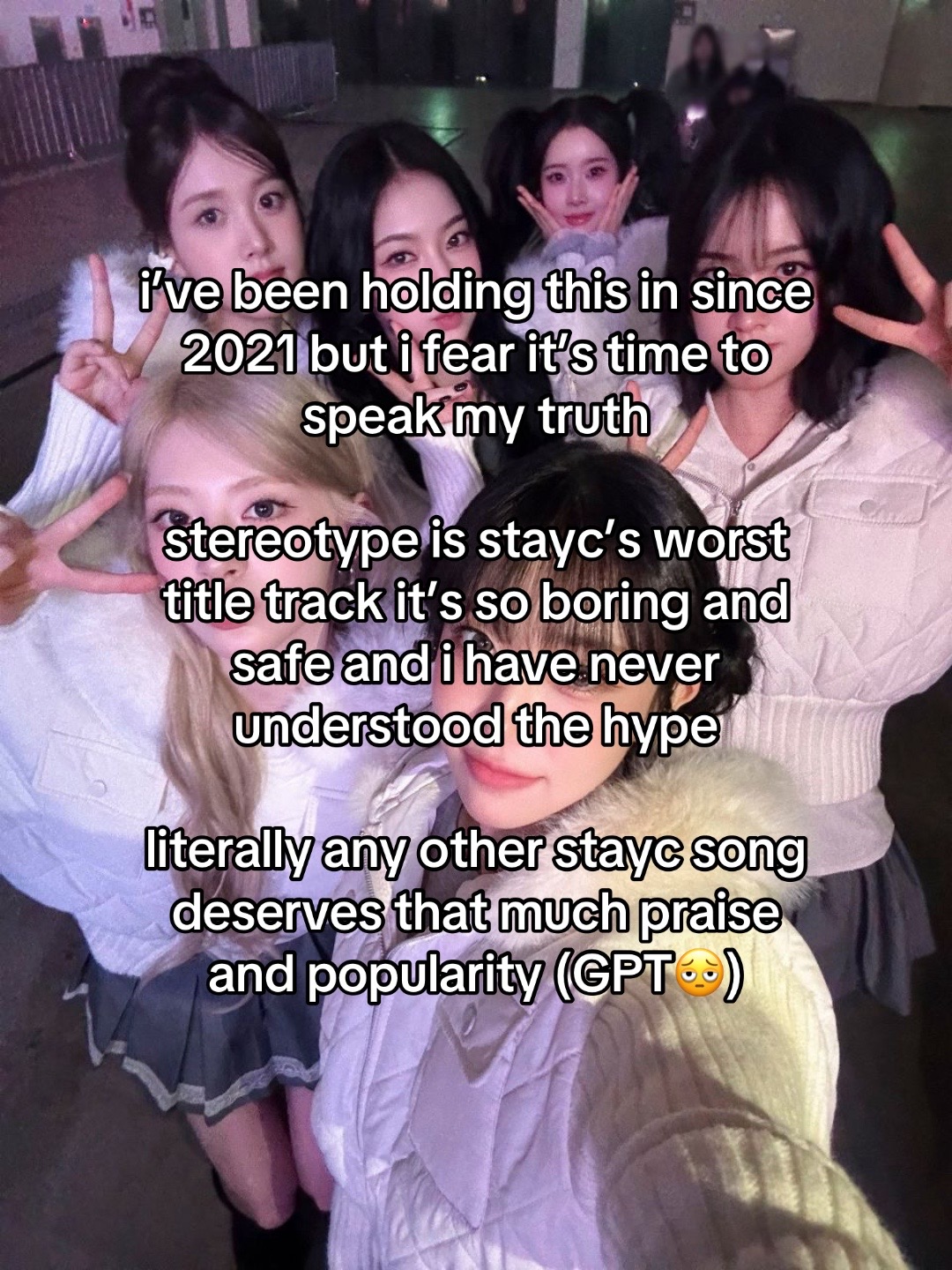 @ilovegirlgroups