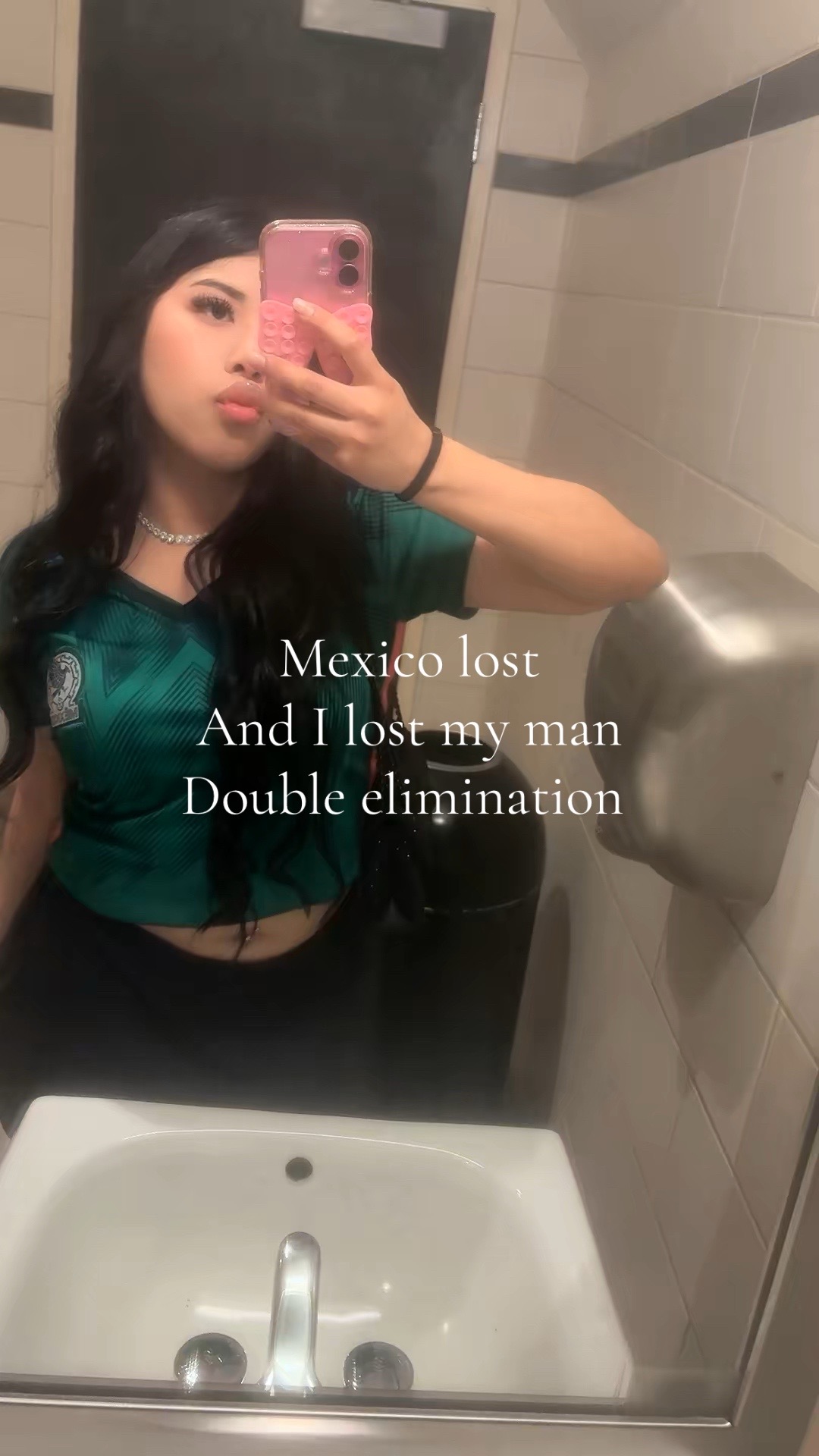 @hehateskesly