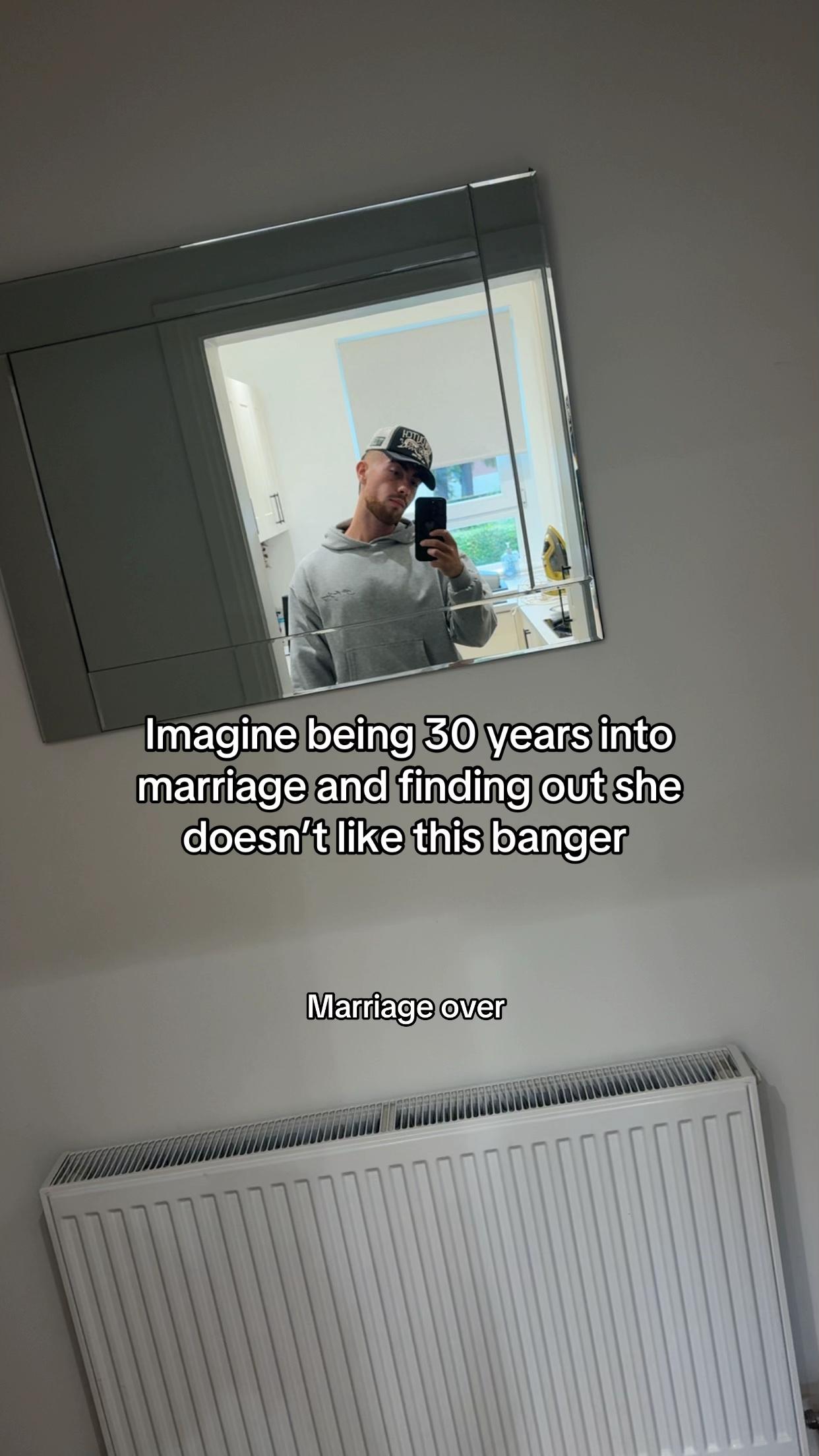 @scottrenfrew_