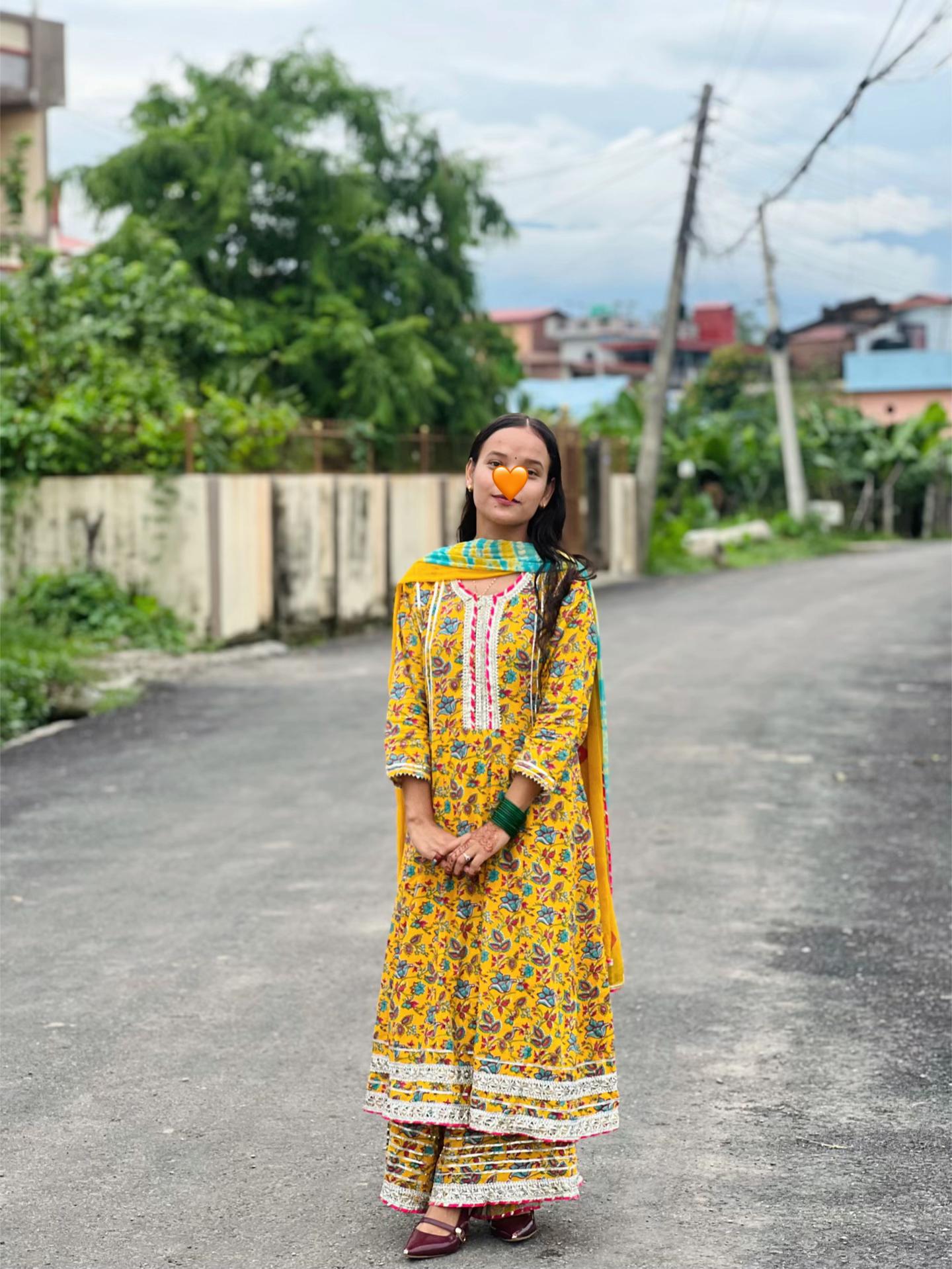 @मेनुका पाण्डे🎀🧿