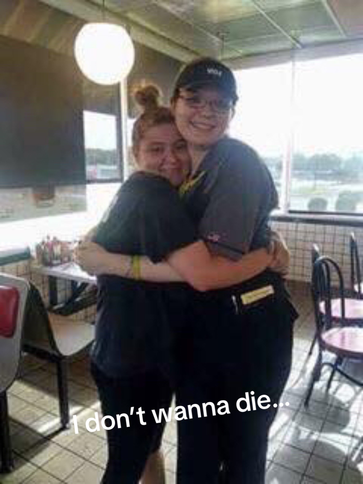 @Courtneyyyy. >>>>>