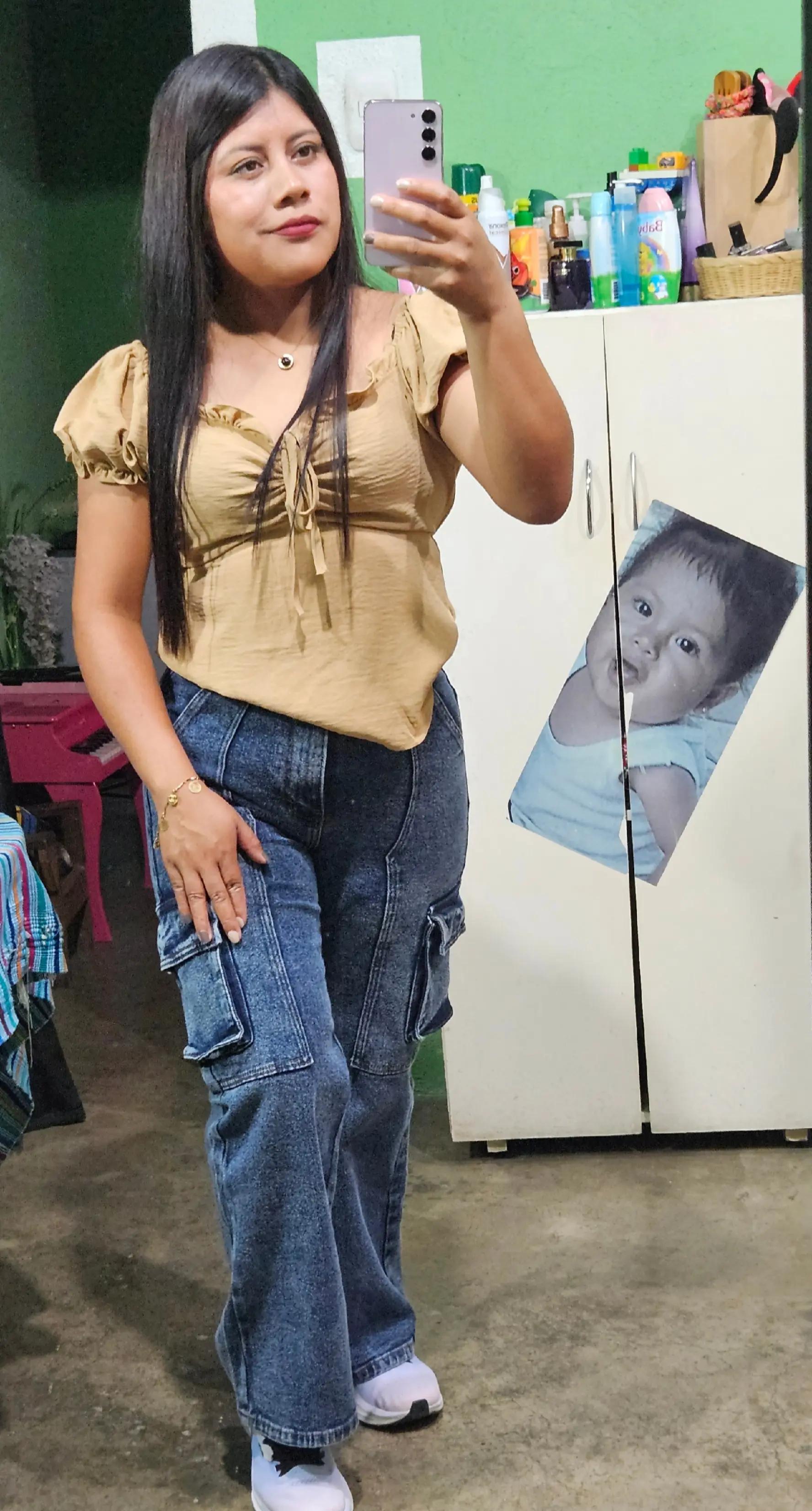 @Florecita 🦋🫦🥰