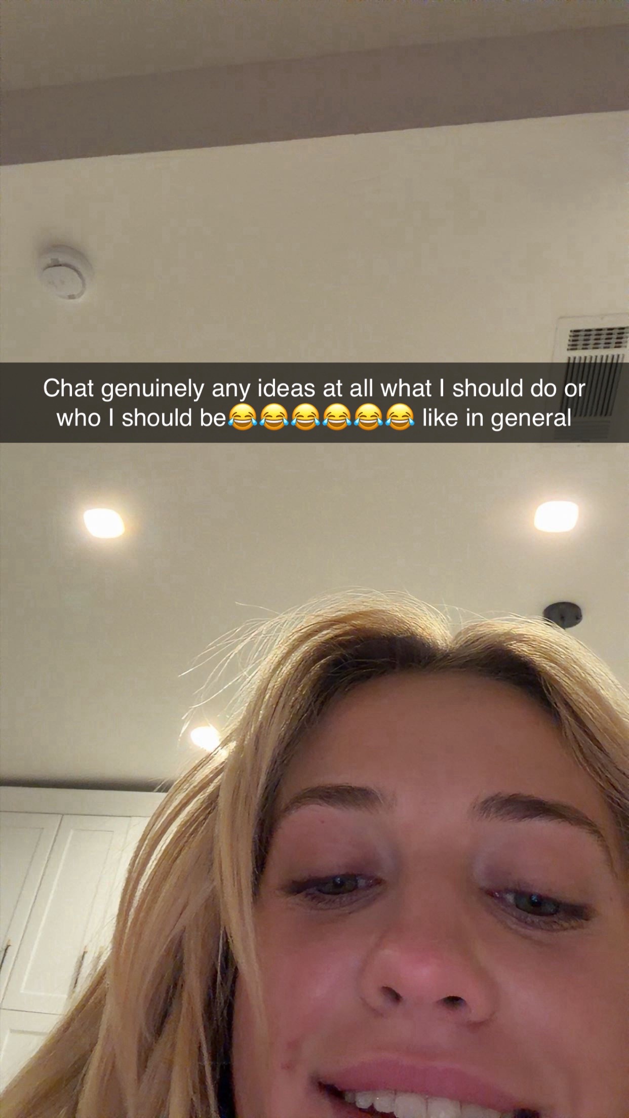 @Mia Holland