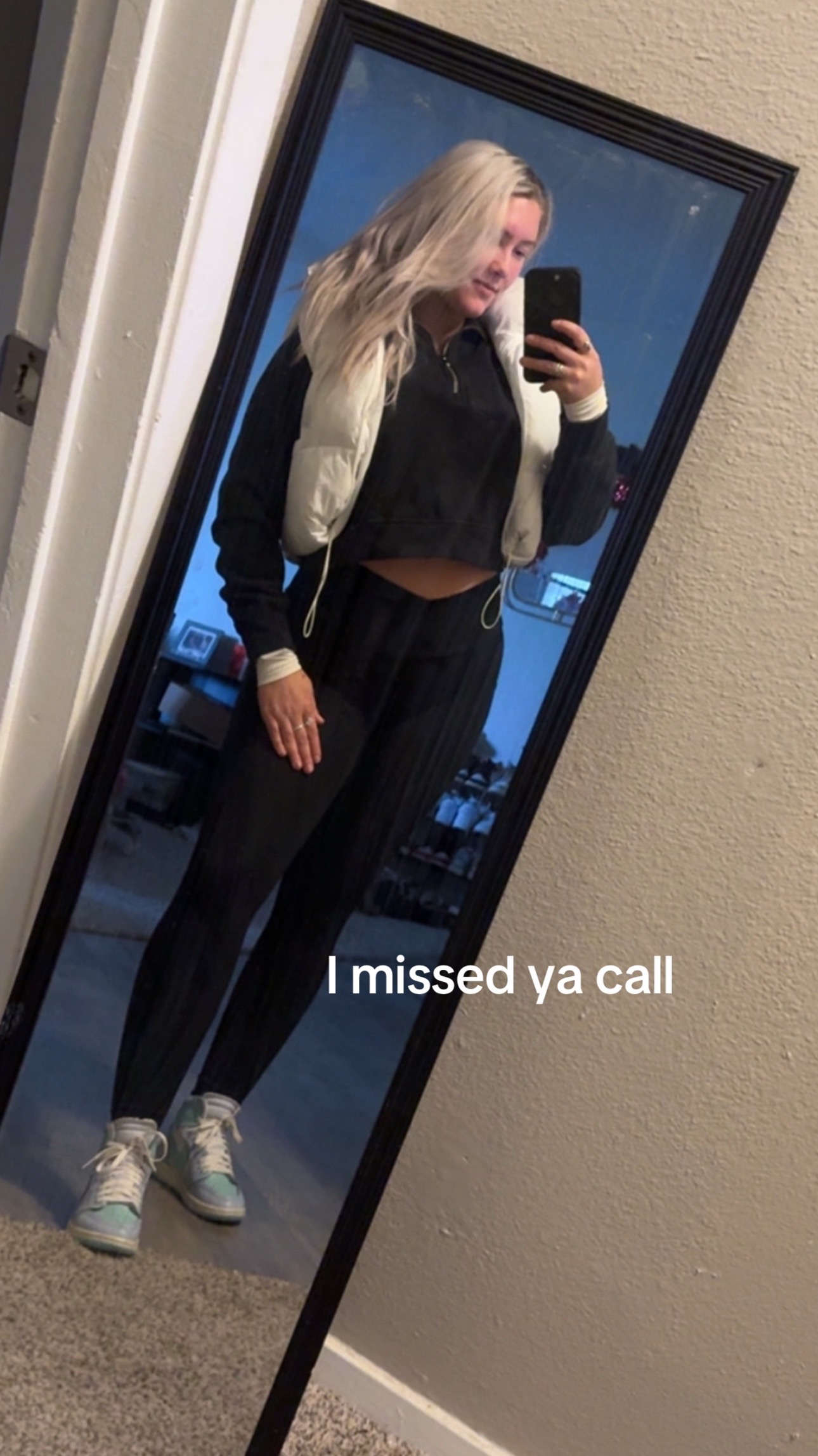 @"Macie"