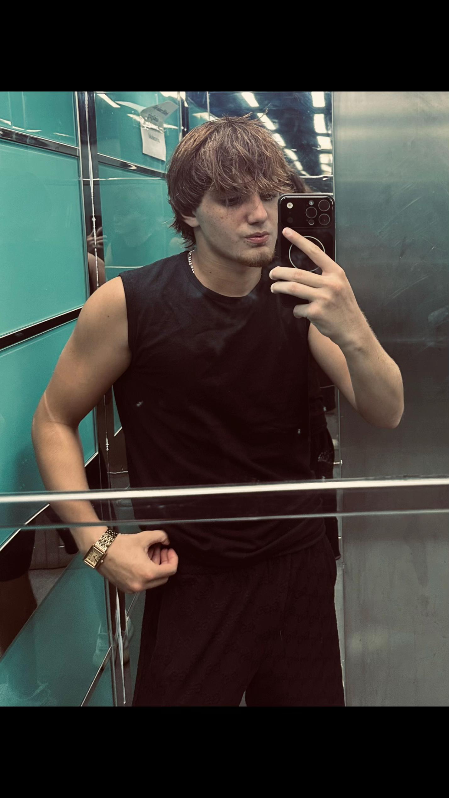 @xeyal_sarııı