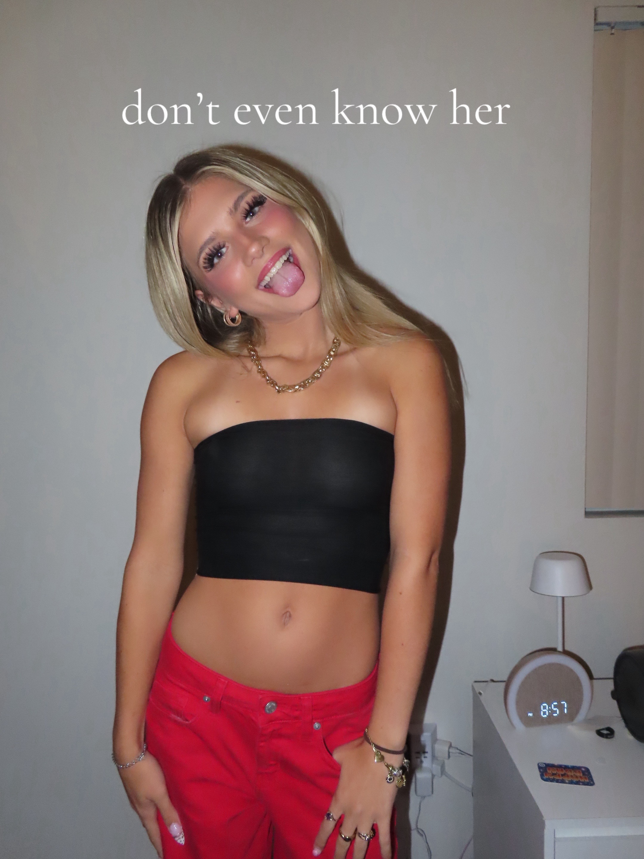 @strawbbrryshortcakee