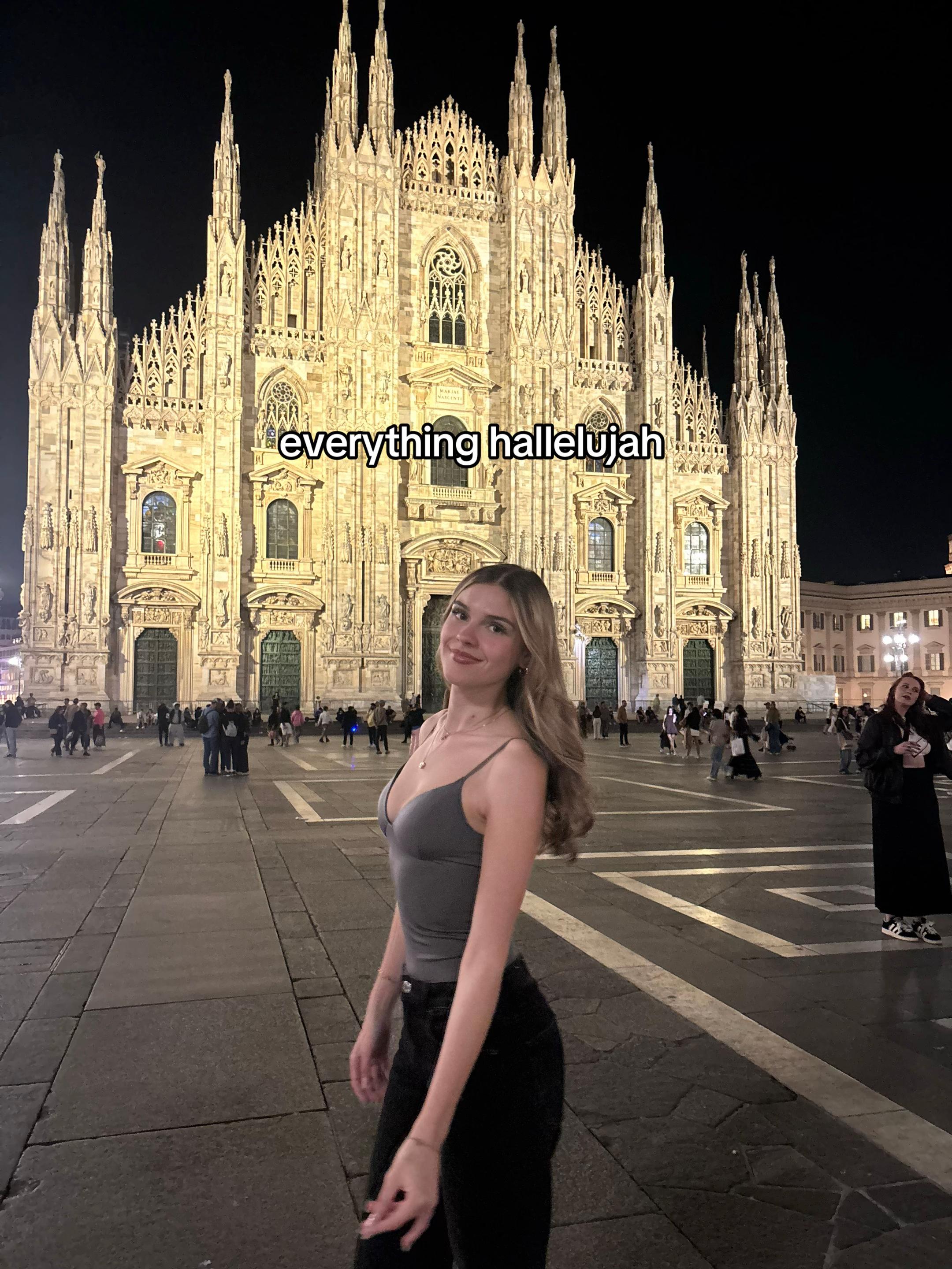 @noëlie ✝️