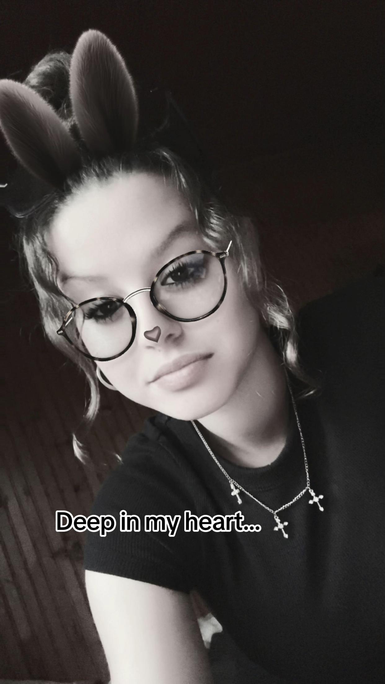 @Kircsa